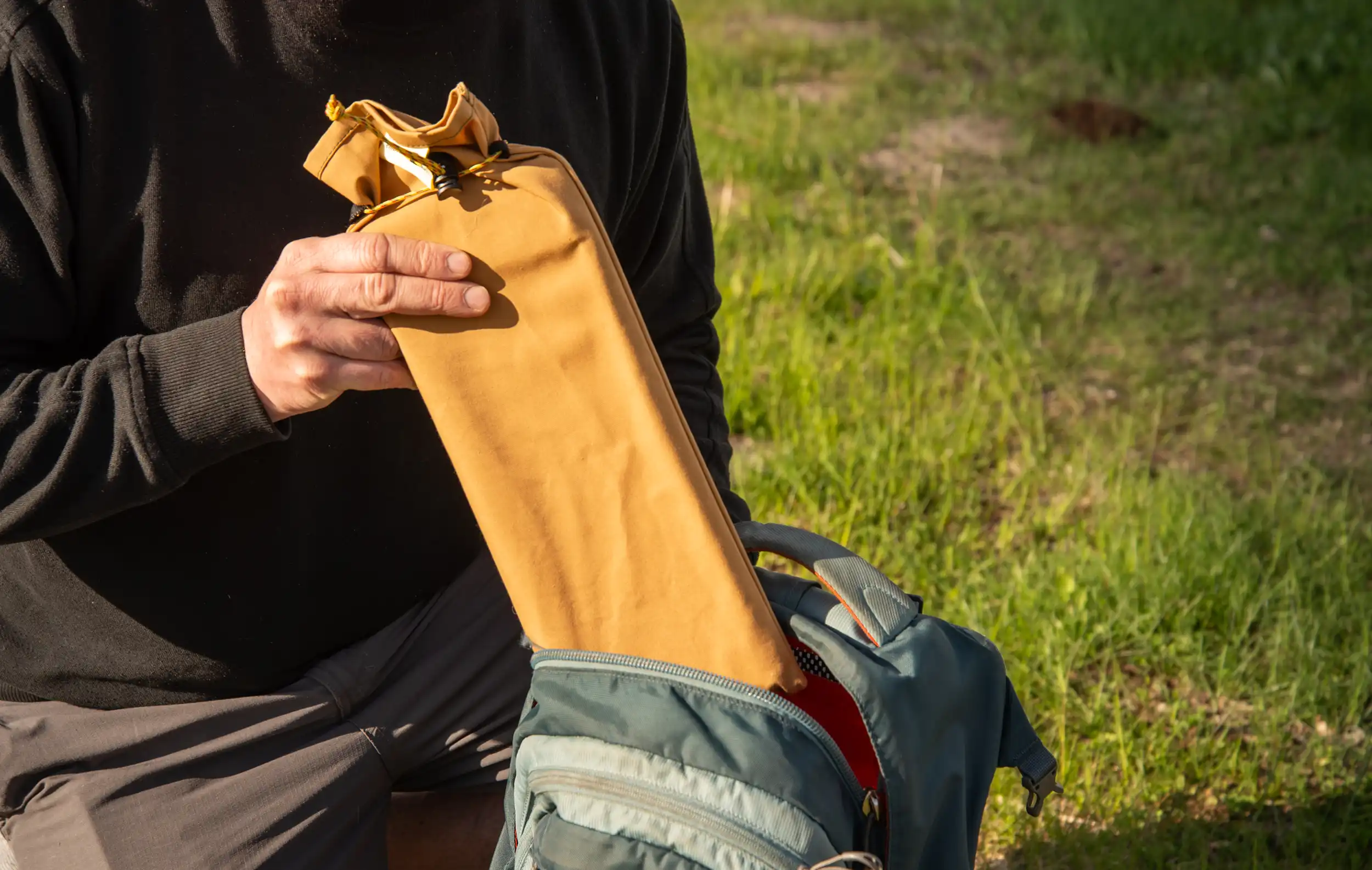 //cdn.accentuate.io/8621045678330/1747204012126/Hekla_7_packed_into_backpack.webp?v=1747204012126