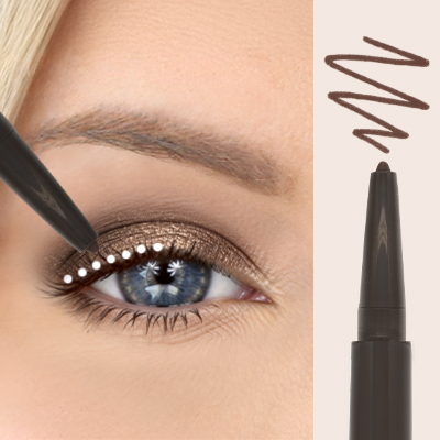 Apply ‘Dark Chocolate’ along top lash line, from the centre outwards
