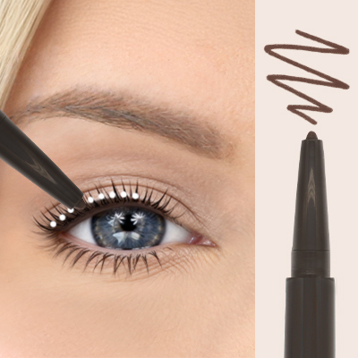 Apply ‘Dark Chocolate’ along top lash line, from the centre outwards
