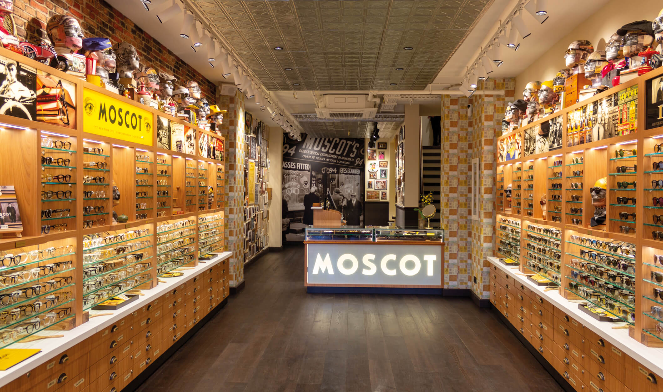 The MOSCOT Munich Shop interior