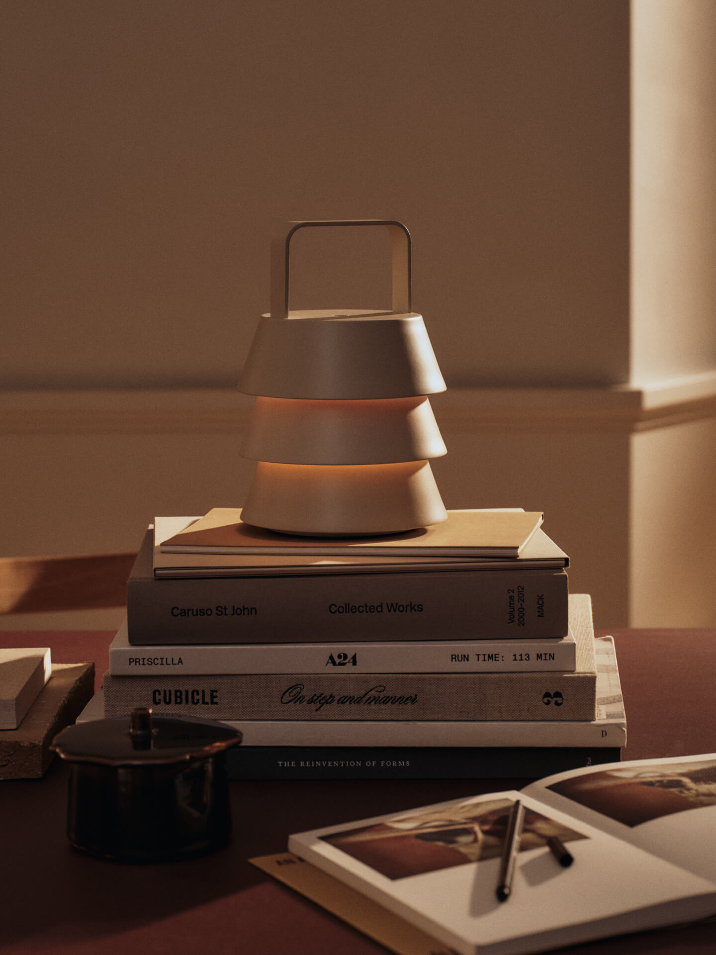 Luver Portable Lamp
