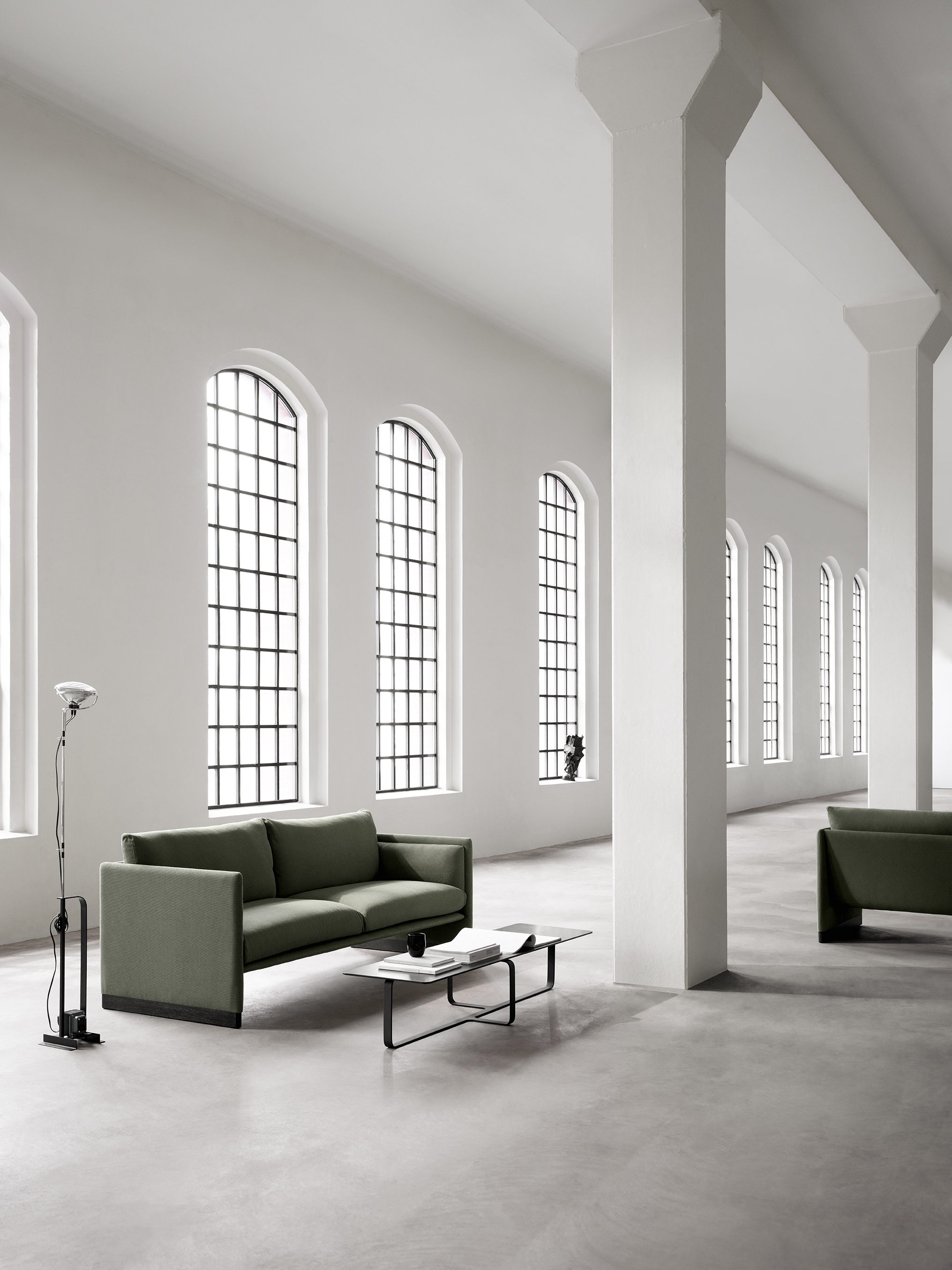 Case Low Back 1.5 Seater Sofa