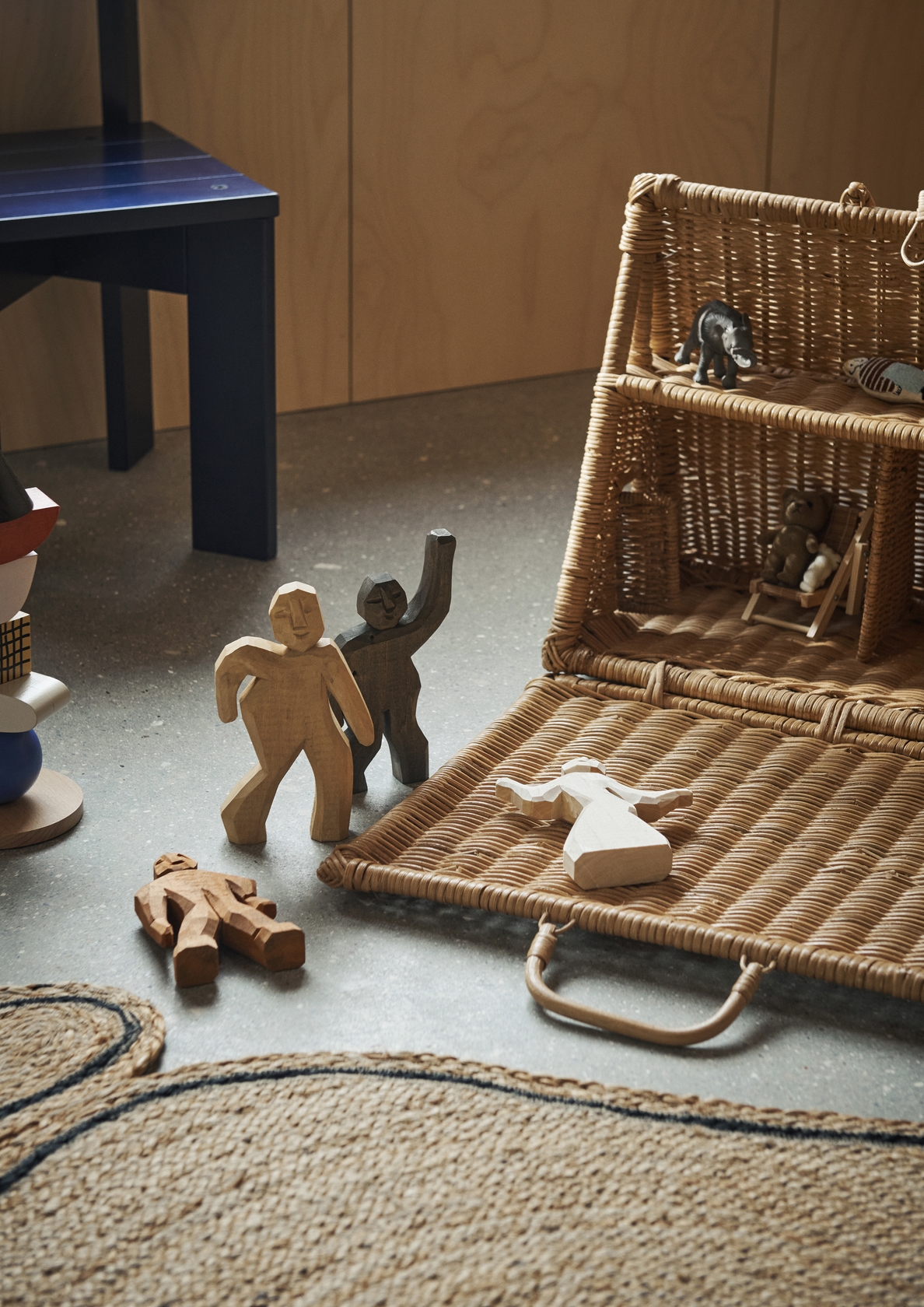 Aksel Hand-carved Figure