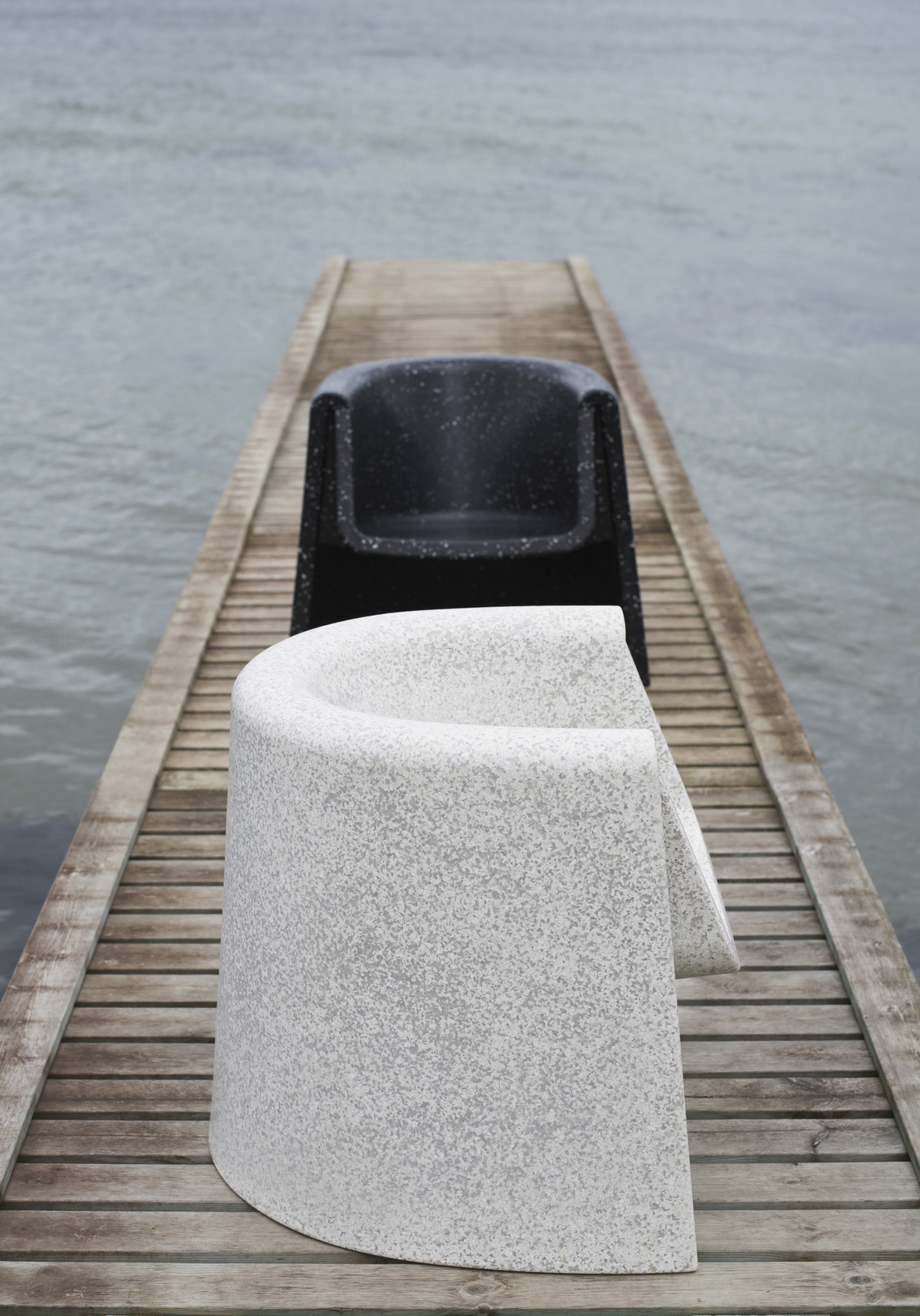Bit Lounge Chair