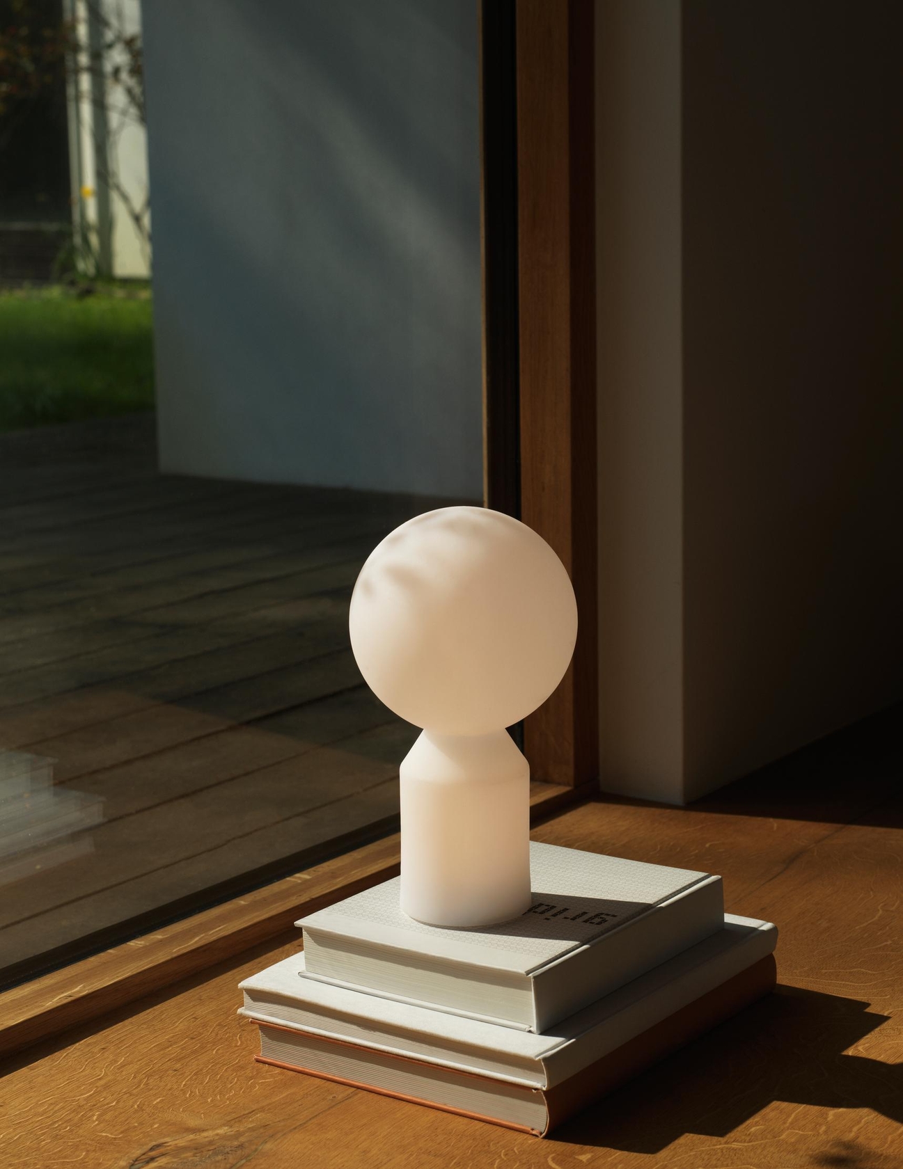 Yo Table Lamp