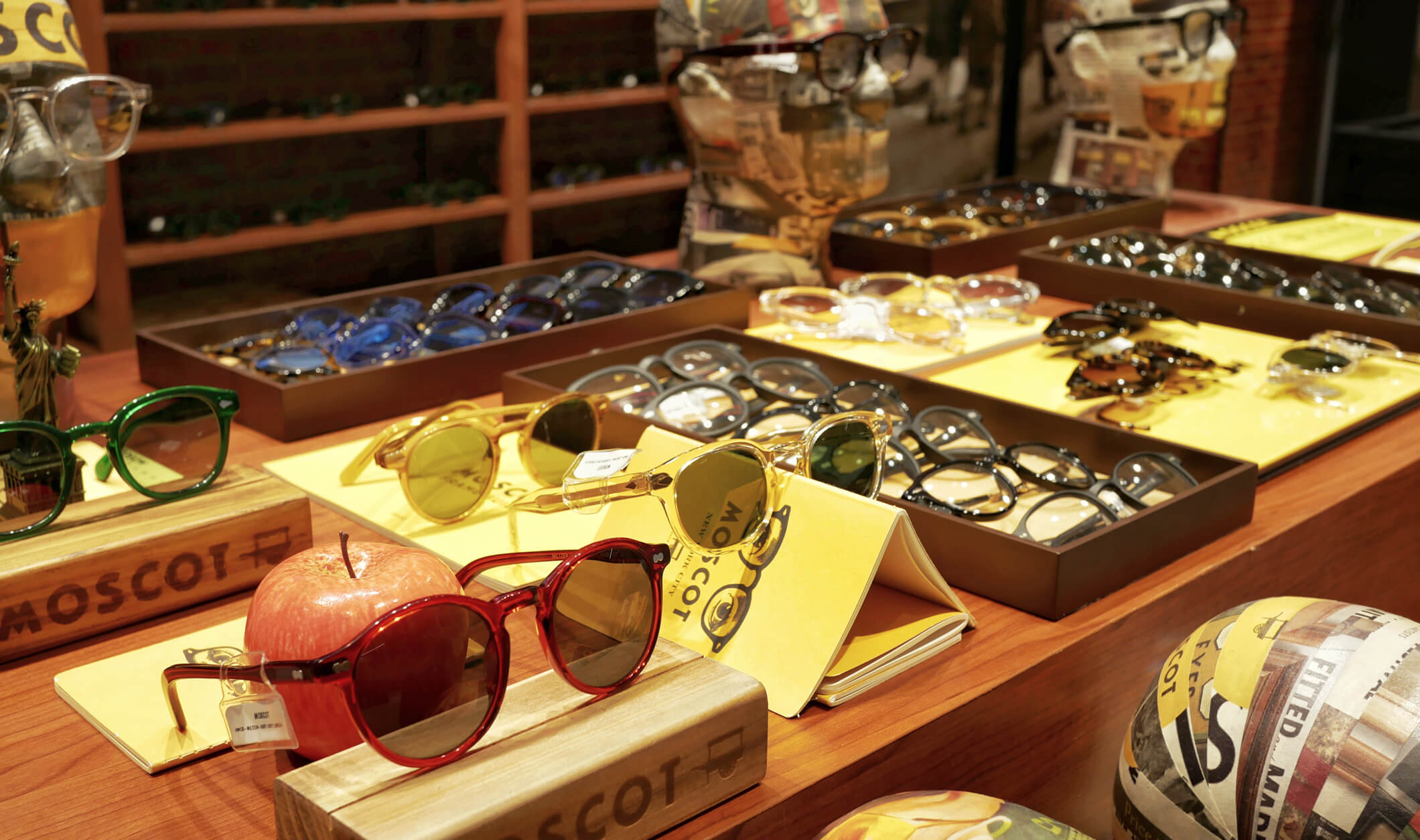 The MOSCOT POP UP SHOP at BANGKOK Shop interior