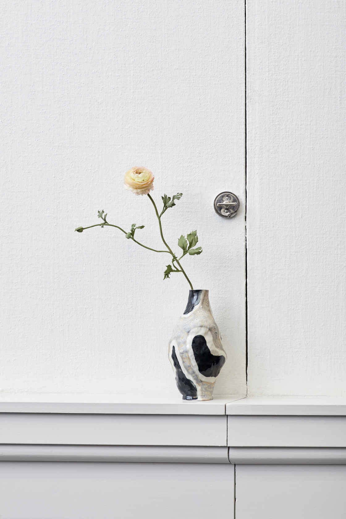 Jessica Hans Vase - Glossy Cow