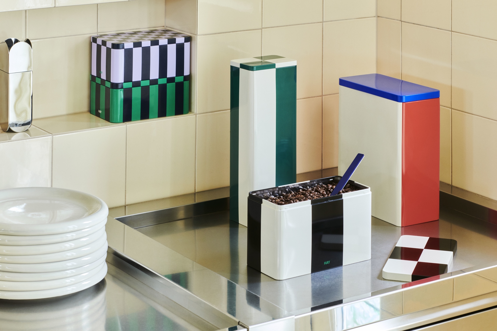 Tin Medium Container