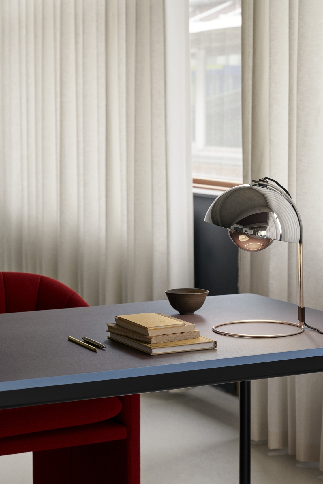 Flowerpot Table Lamp VP4