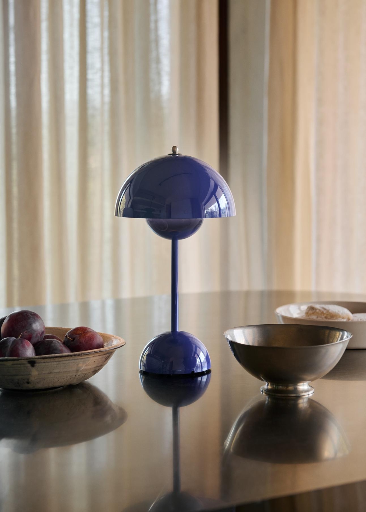 Flowerpot Table Lamp VP9