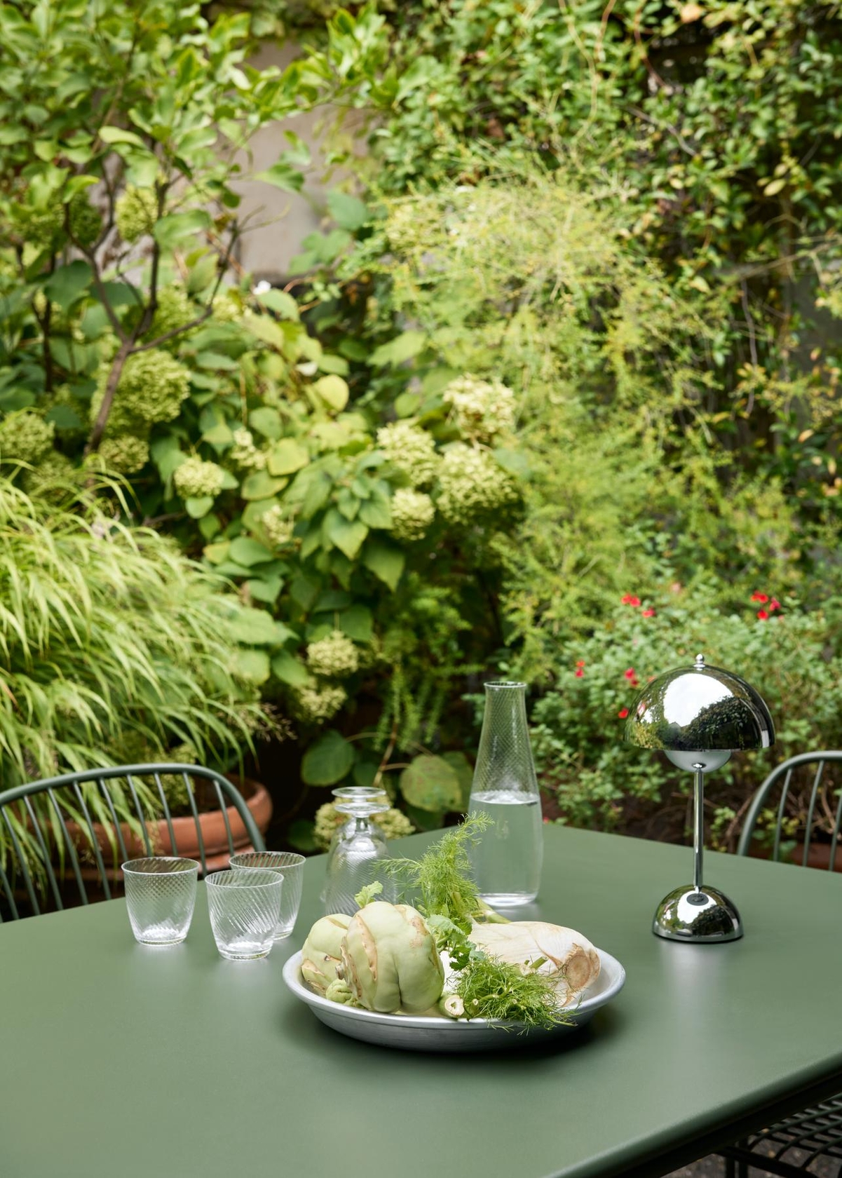 Flowerpot Table Lamp VP9