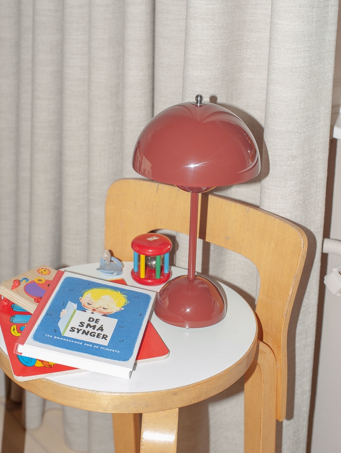 Flowerpot Table Lamp VP9