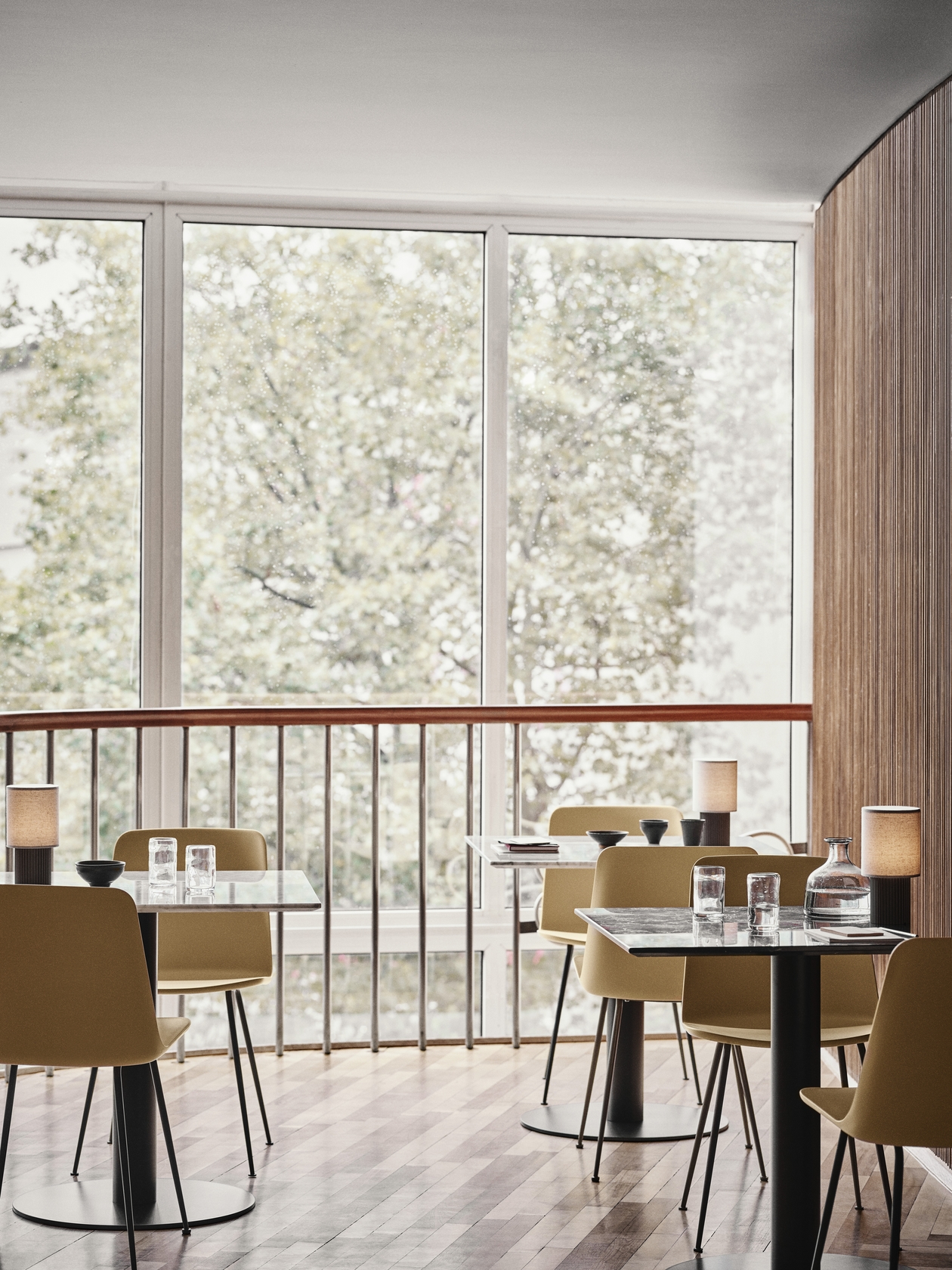 Manhattan Portable Lamp