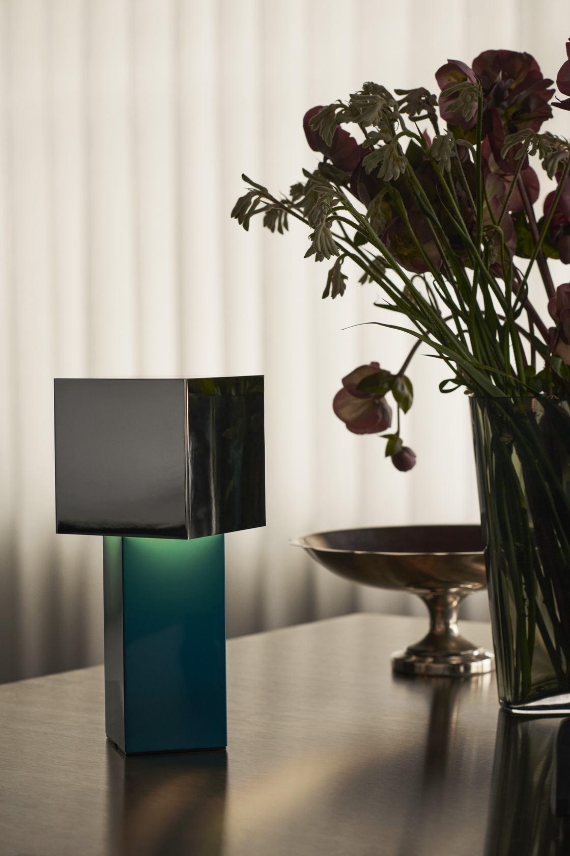 Pivot Port Lamp ATD7