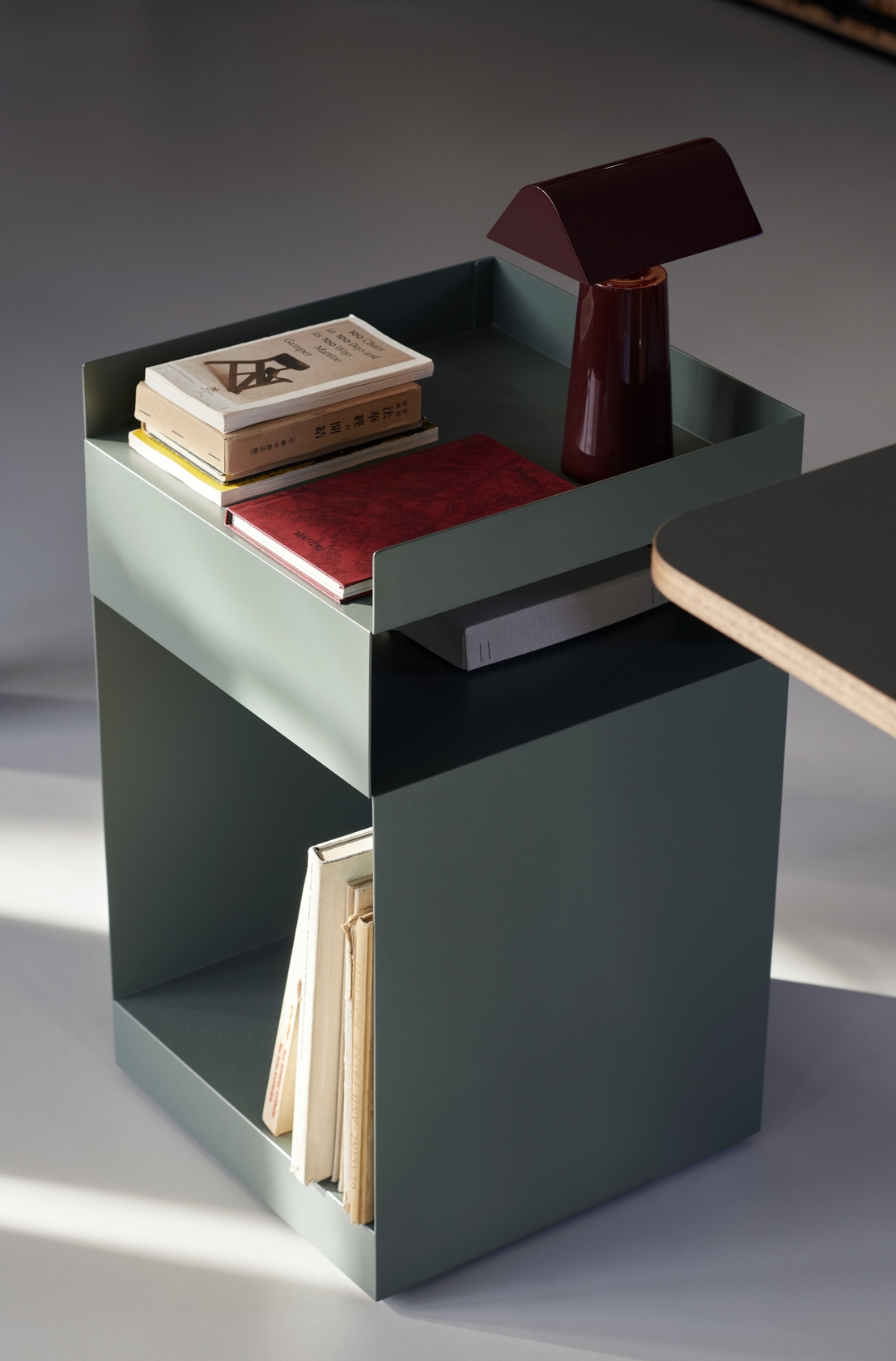 Caret Portable Lamp MF1