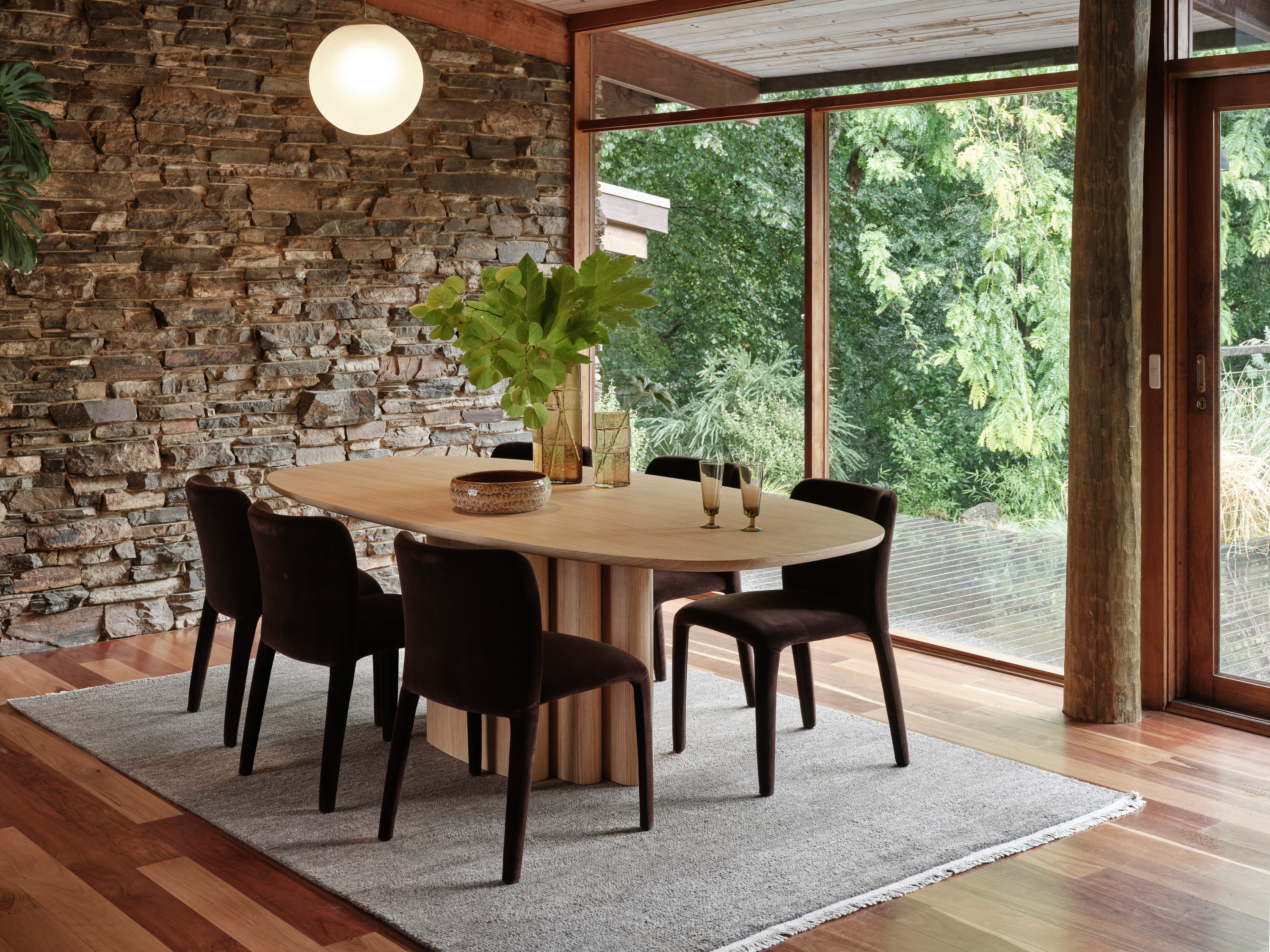 Forma Dining Table