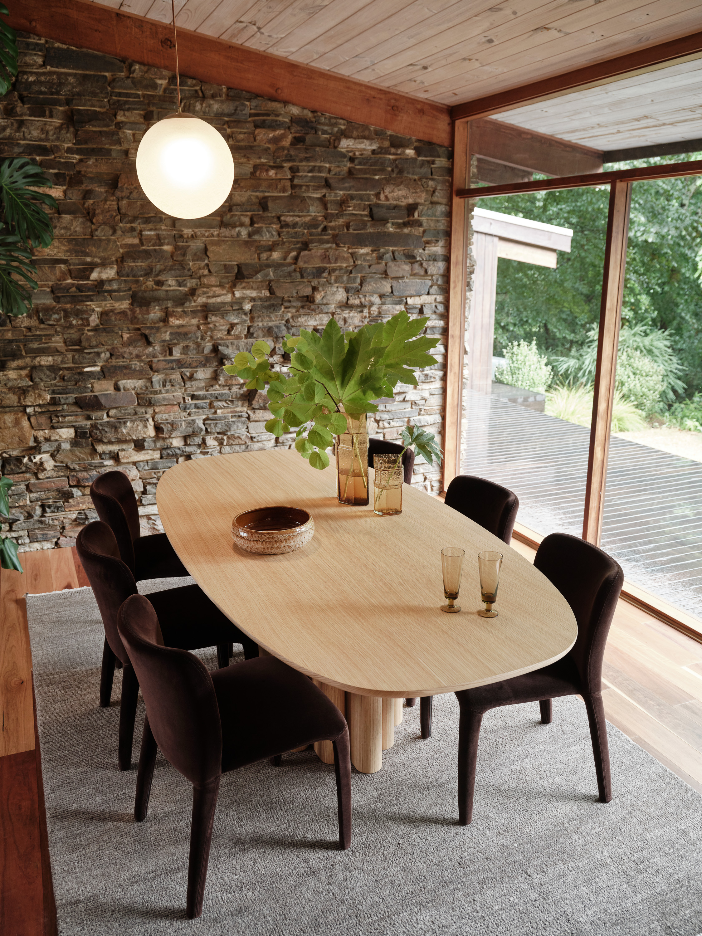 Forma Dining Table