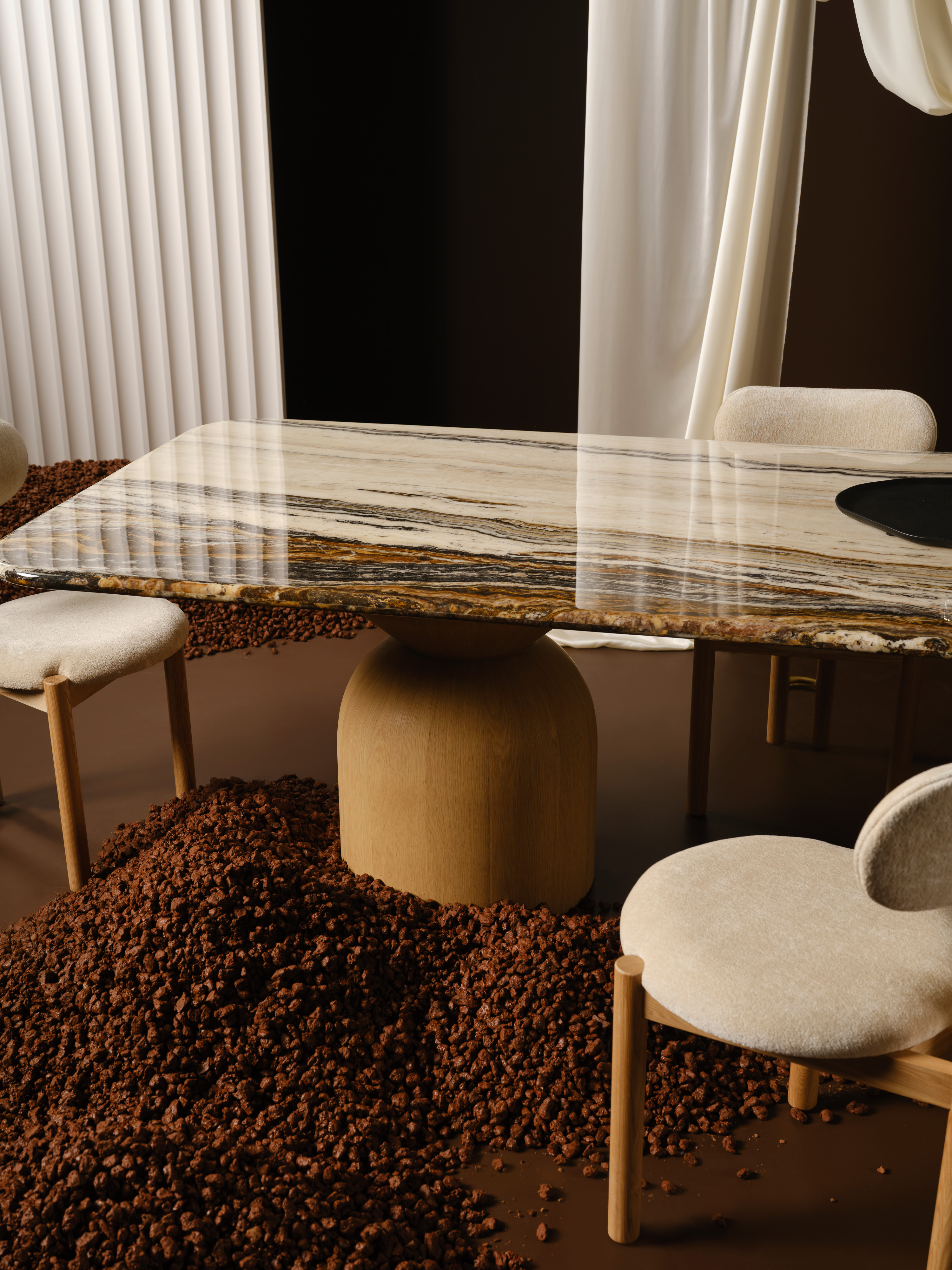 Tiramisu Rectangular Dining Table