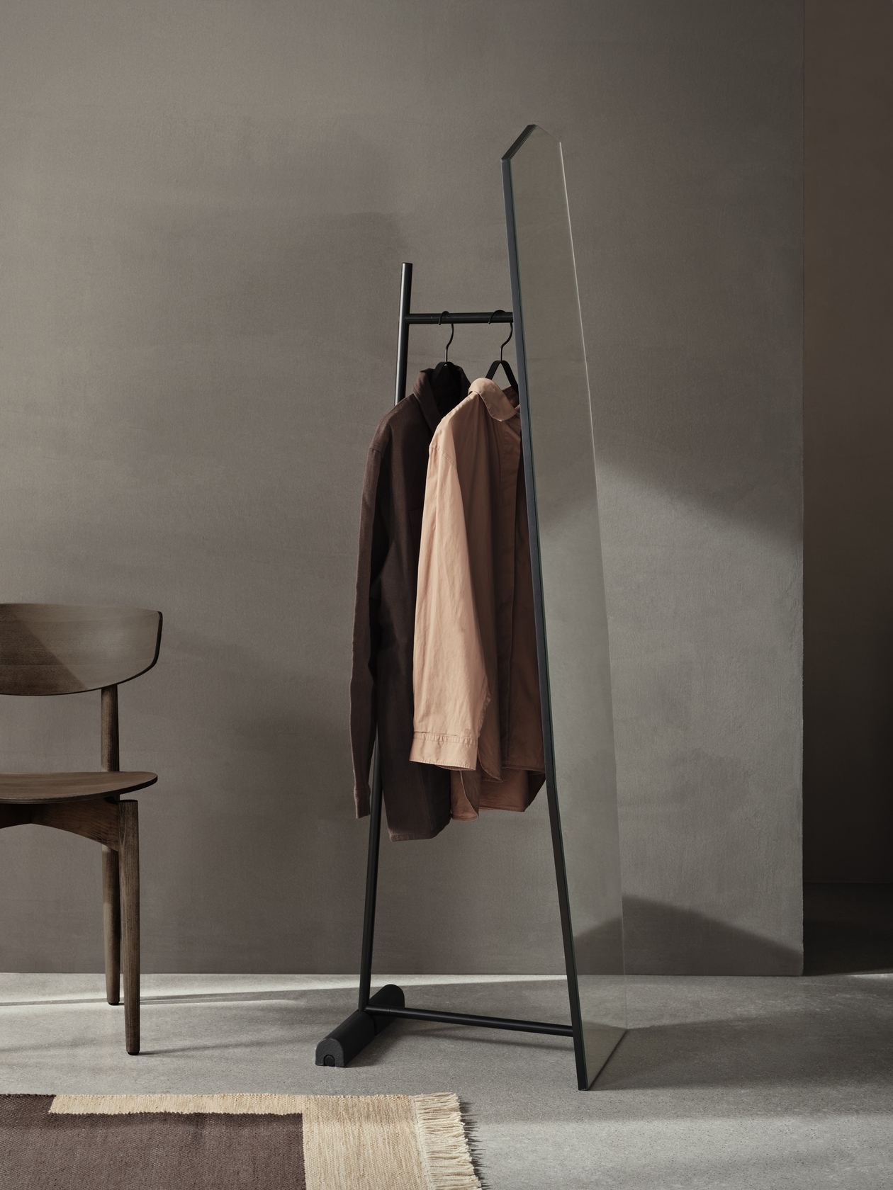 Shard Free Standing Mirror