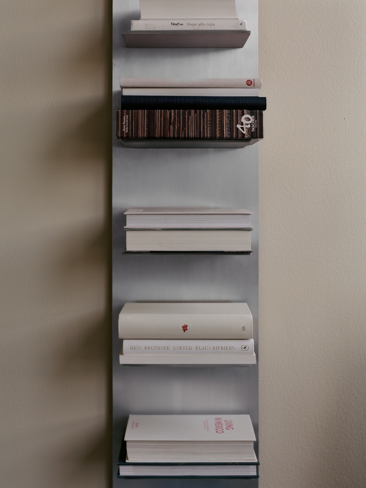 Lager Tall Wall Shelf