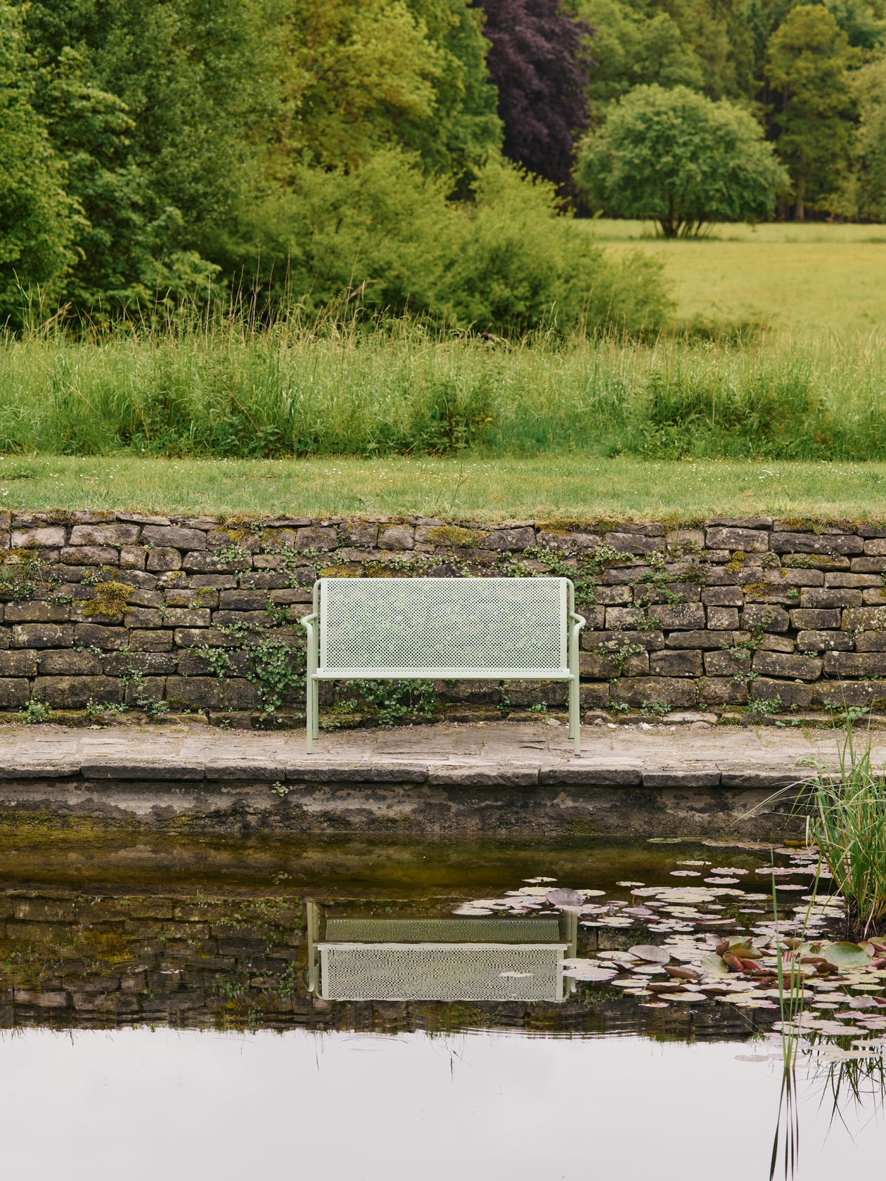 Dapple 2 Seater Lounge Chair