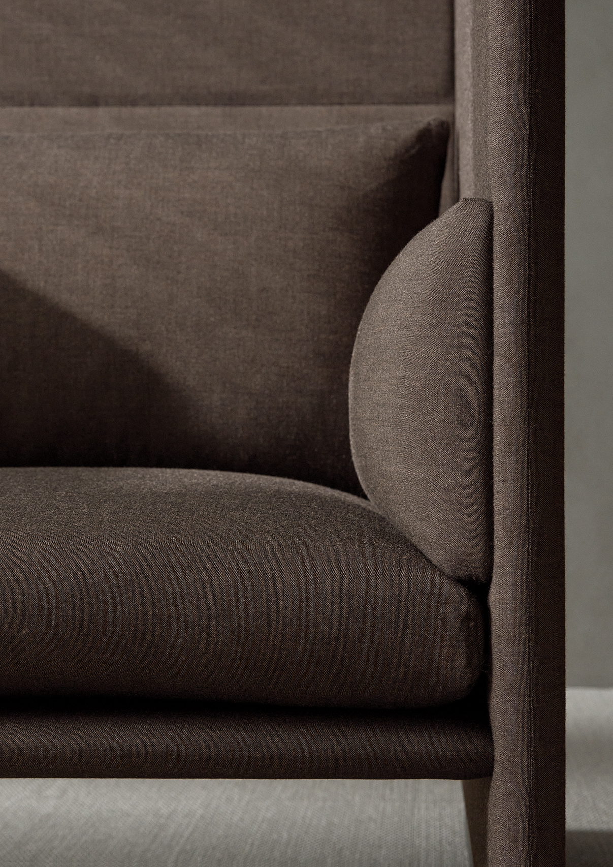 Case High Back 2.5 Seater Sofa - Forest Green-North 06 - Floor Stock