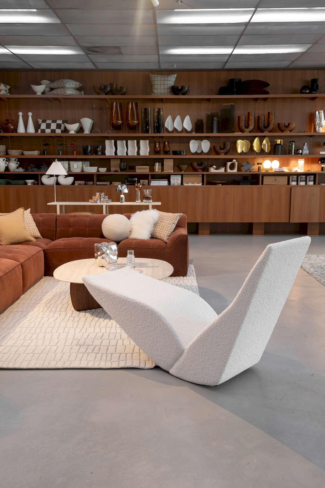 Bird Chaise - Cat-EL0200 - Floor Stock