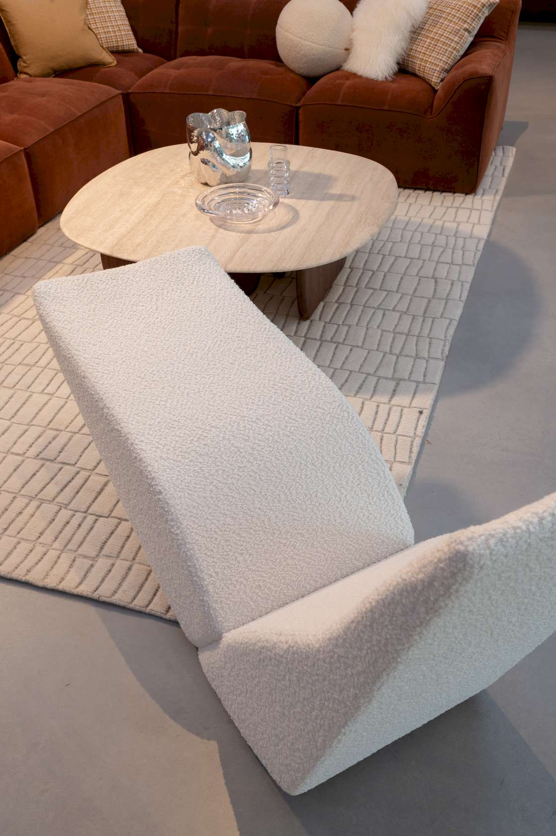 Bird Chaise - Cat-EL0200 - Floor Stock