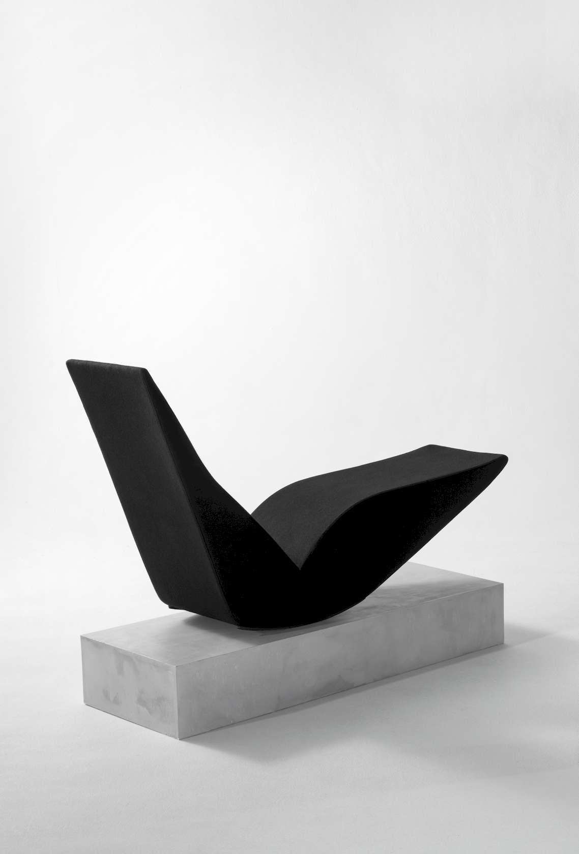 Bird Chaise - Cat-EL0200 - Floor Stock
