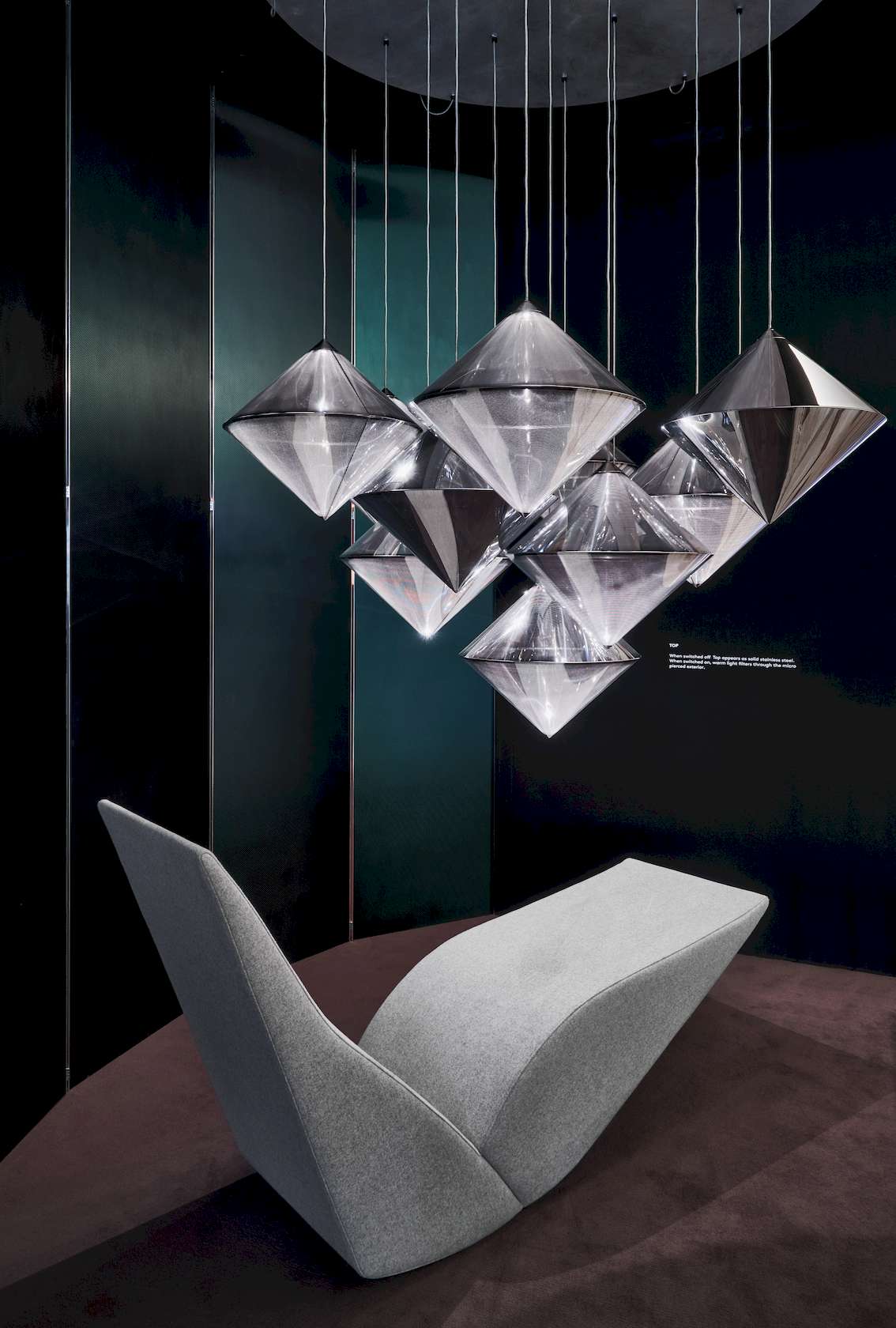 Bird Chaise - Cat-EL0200 - Floor Stock