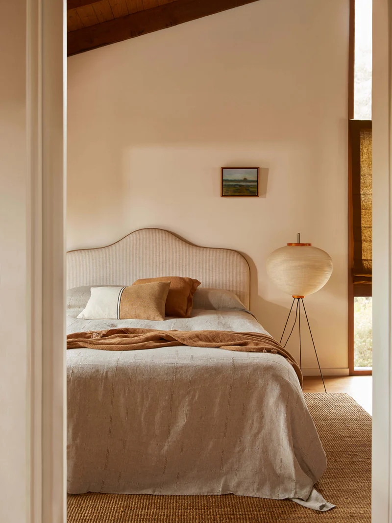 Burton Tailored Heavy Linen Cushion