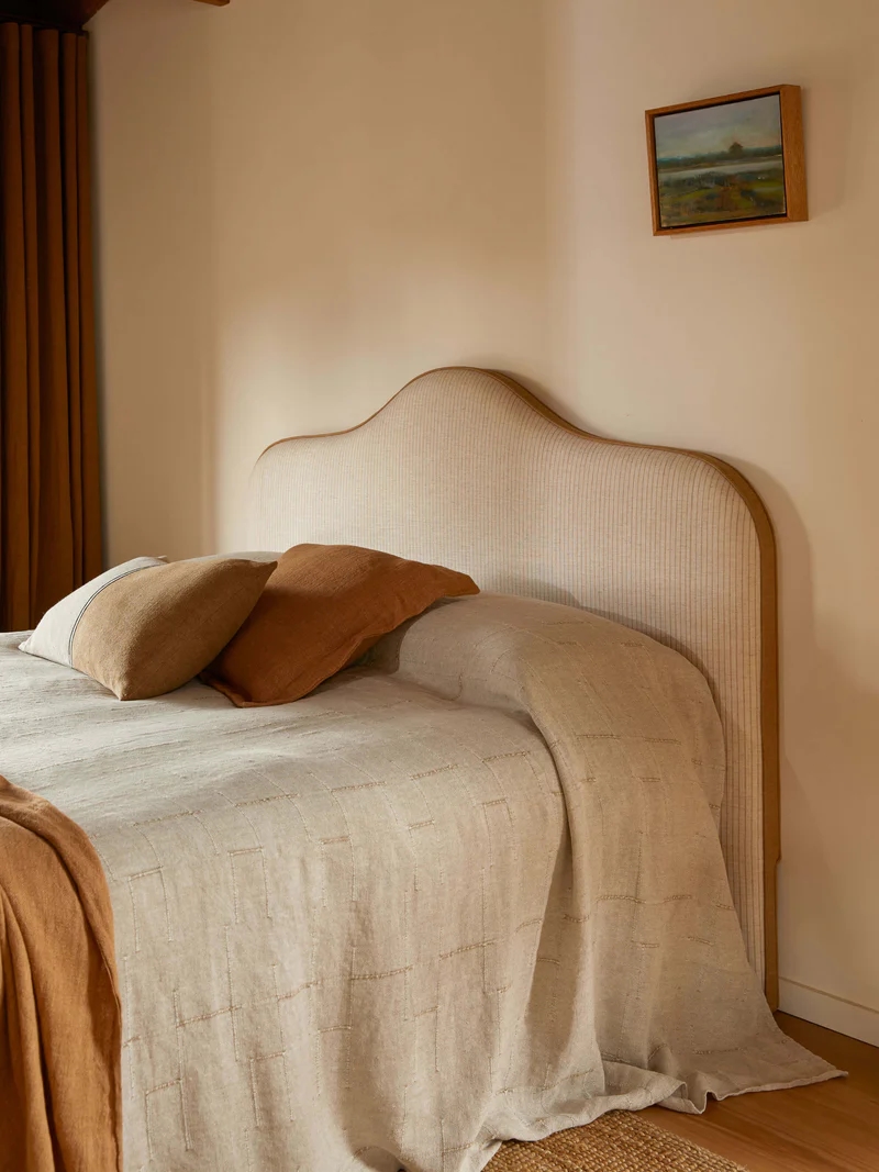 Burton Tailored Heavy Linen Cushion