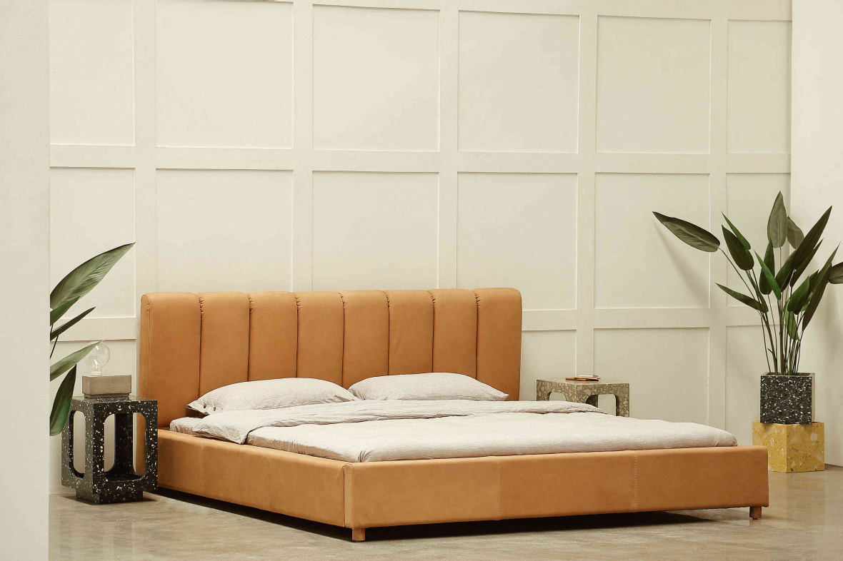 Oval Moon Side Table - Grey - Floor Stock