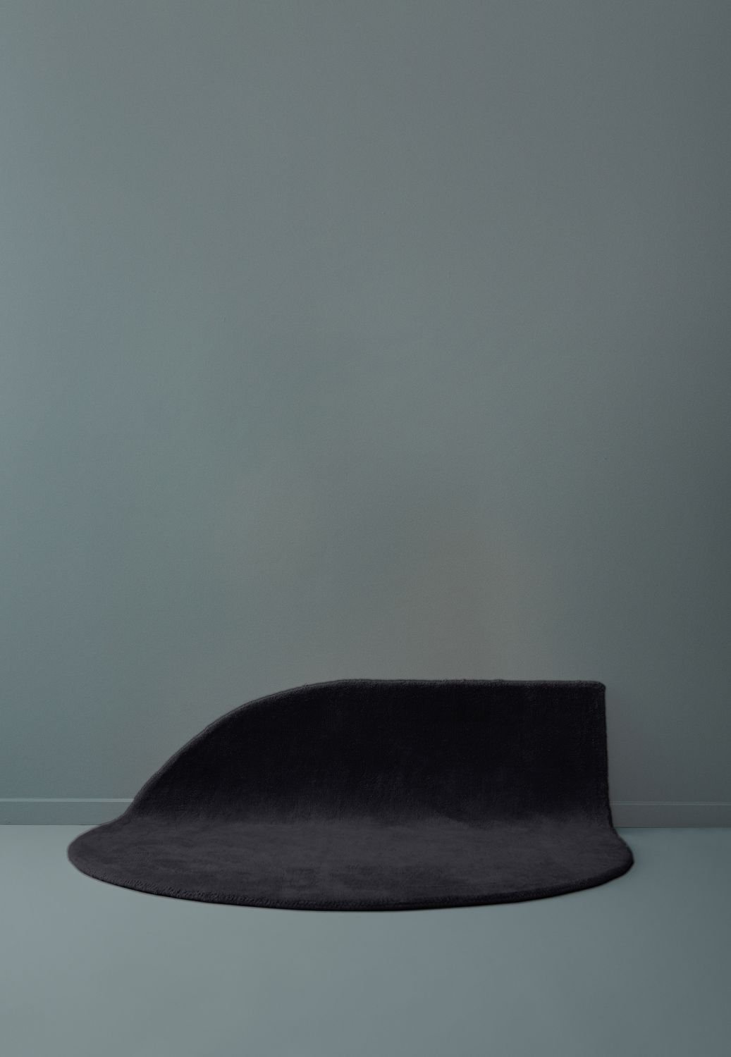 Stilla Rug - Large - Dark Grey - Floor Stock