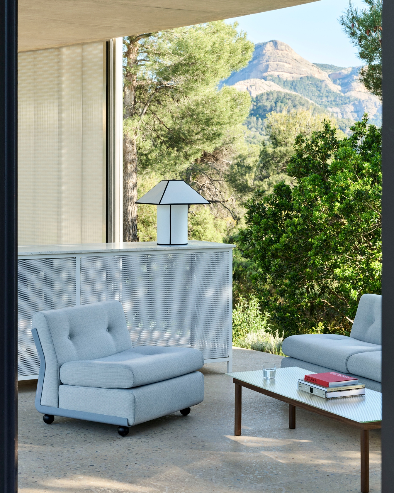 Ava Pyramid Table Lamp