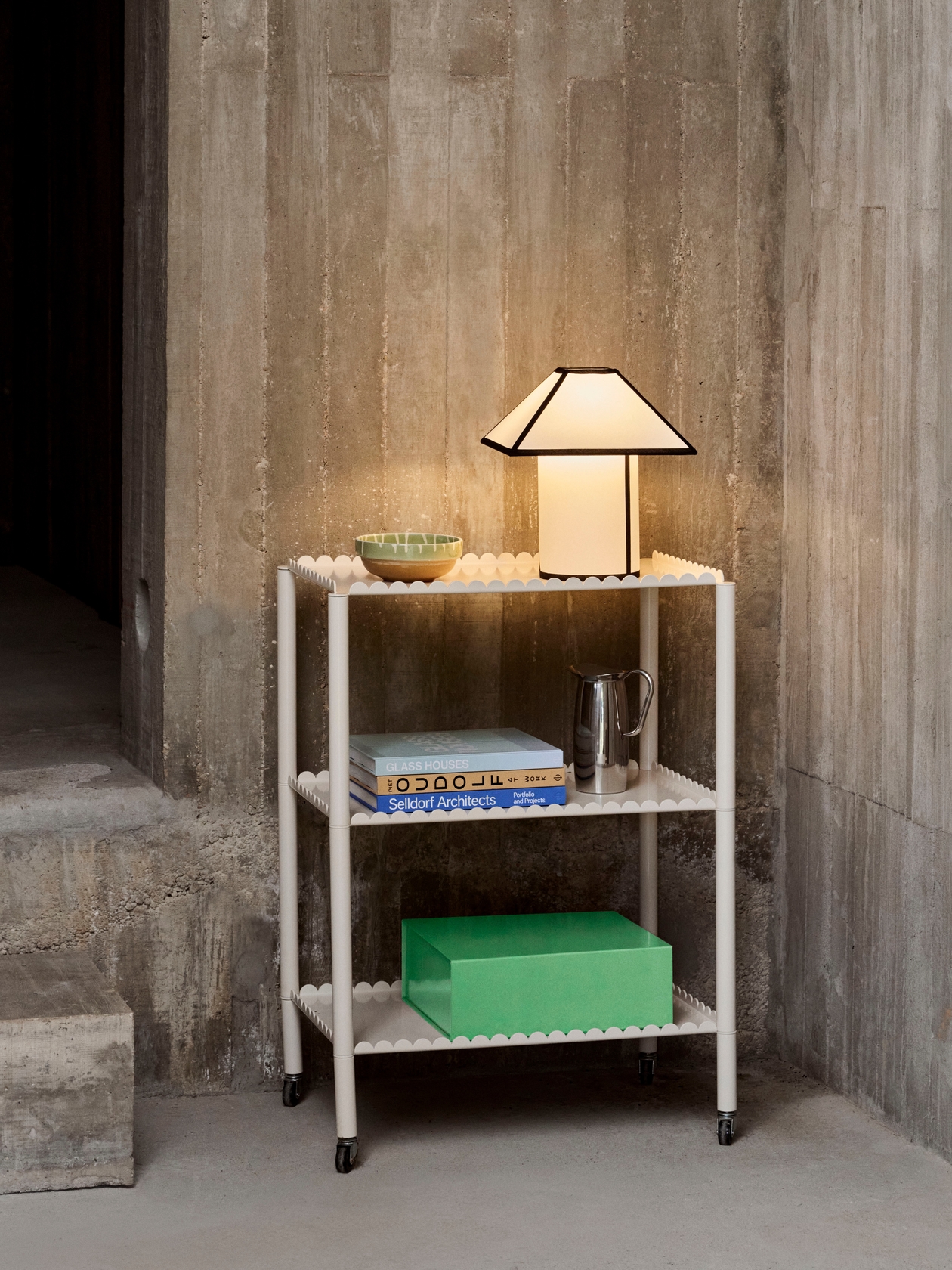 Ava Pyramid Table Lamp