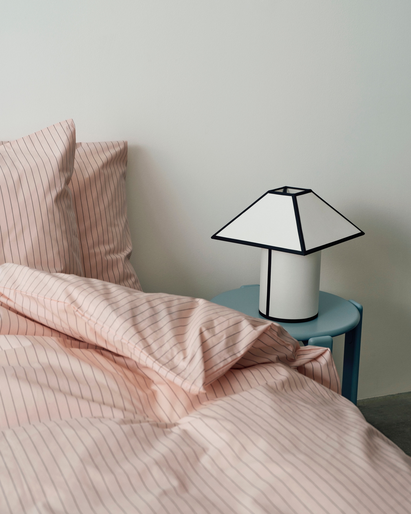 Ava Pyramid Table Lamp