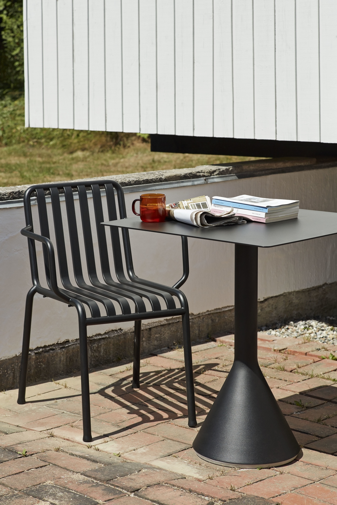 Palissade Cone Table