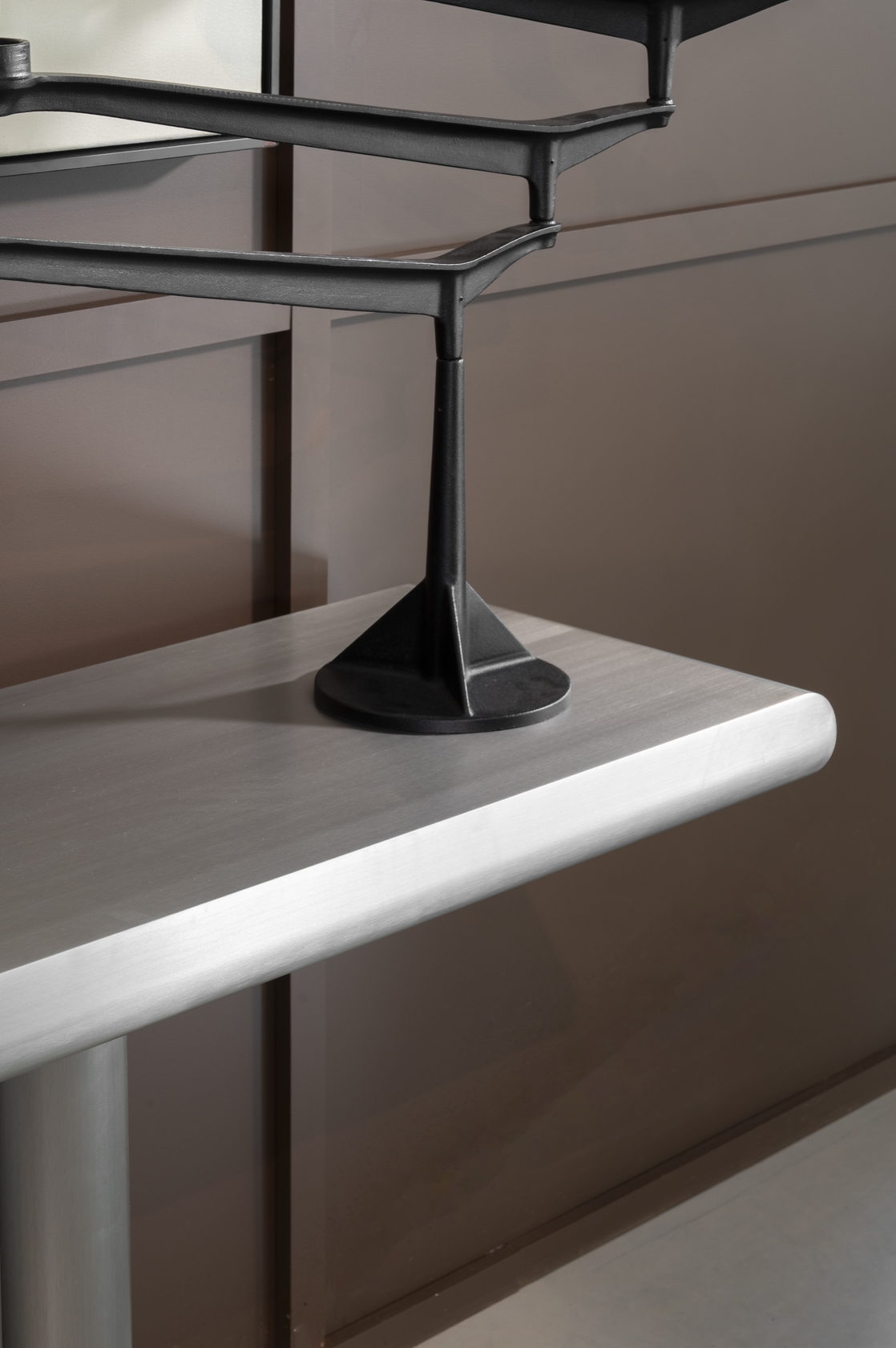 Porter Console Table