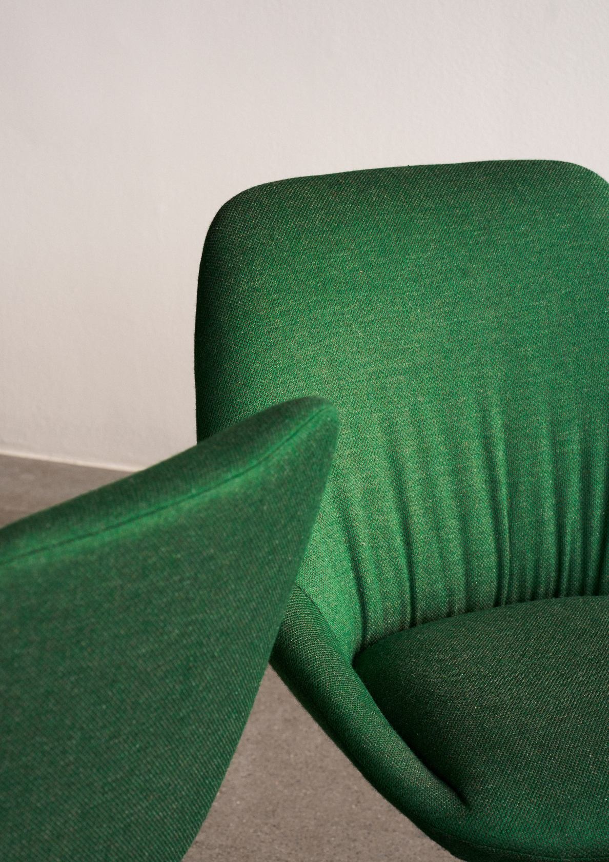 Sinum Dining Chair with Wooden Base