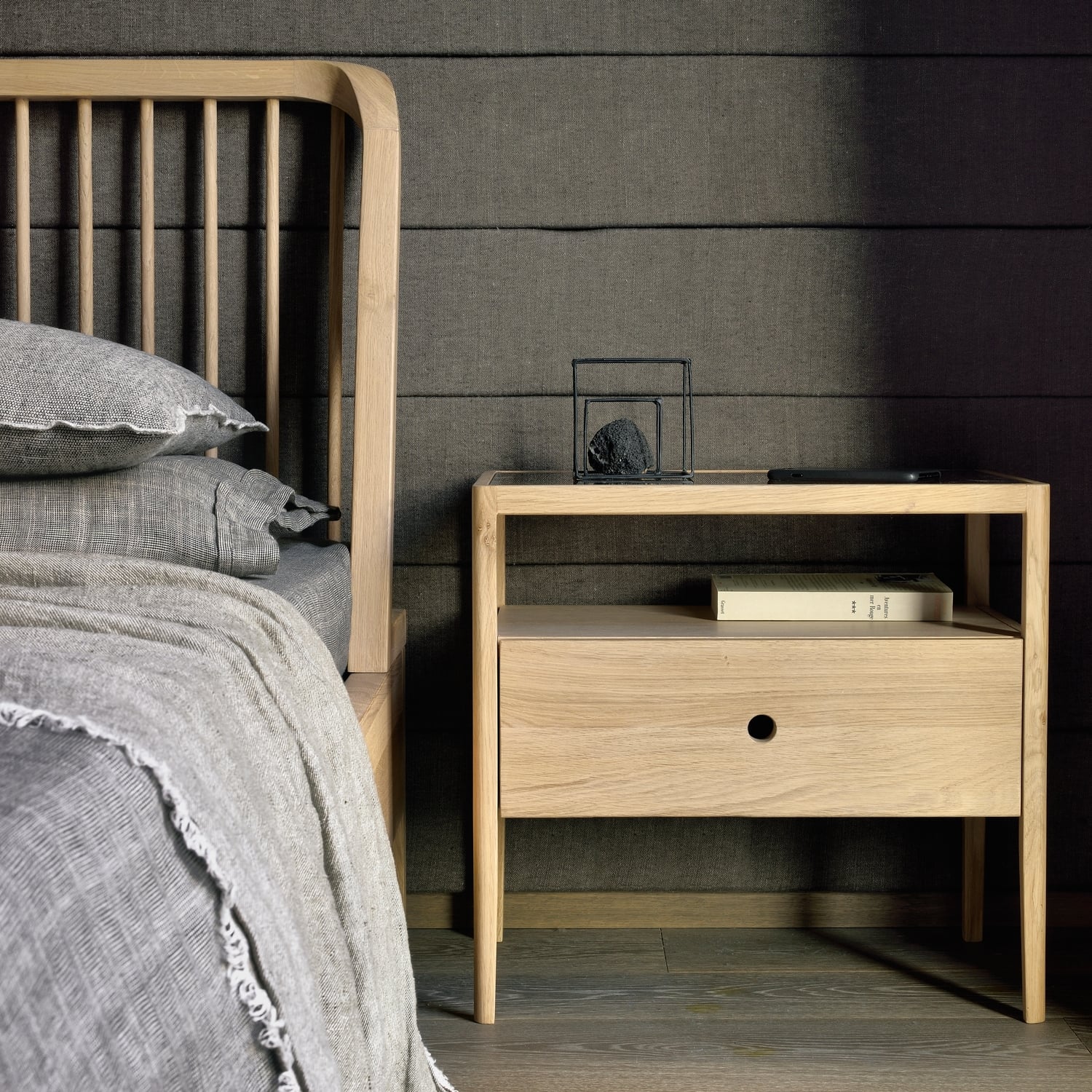 Ethnicraft Oak Spindle King Bed - Natural Oak - Floor Stock