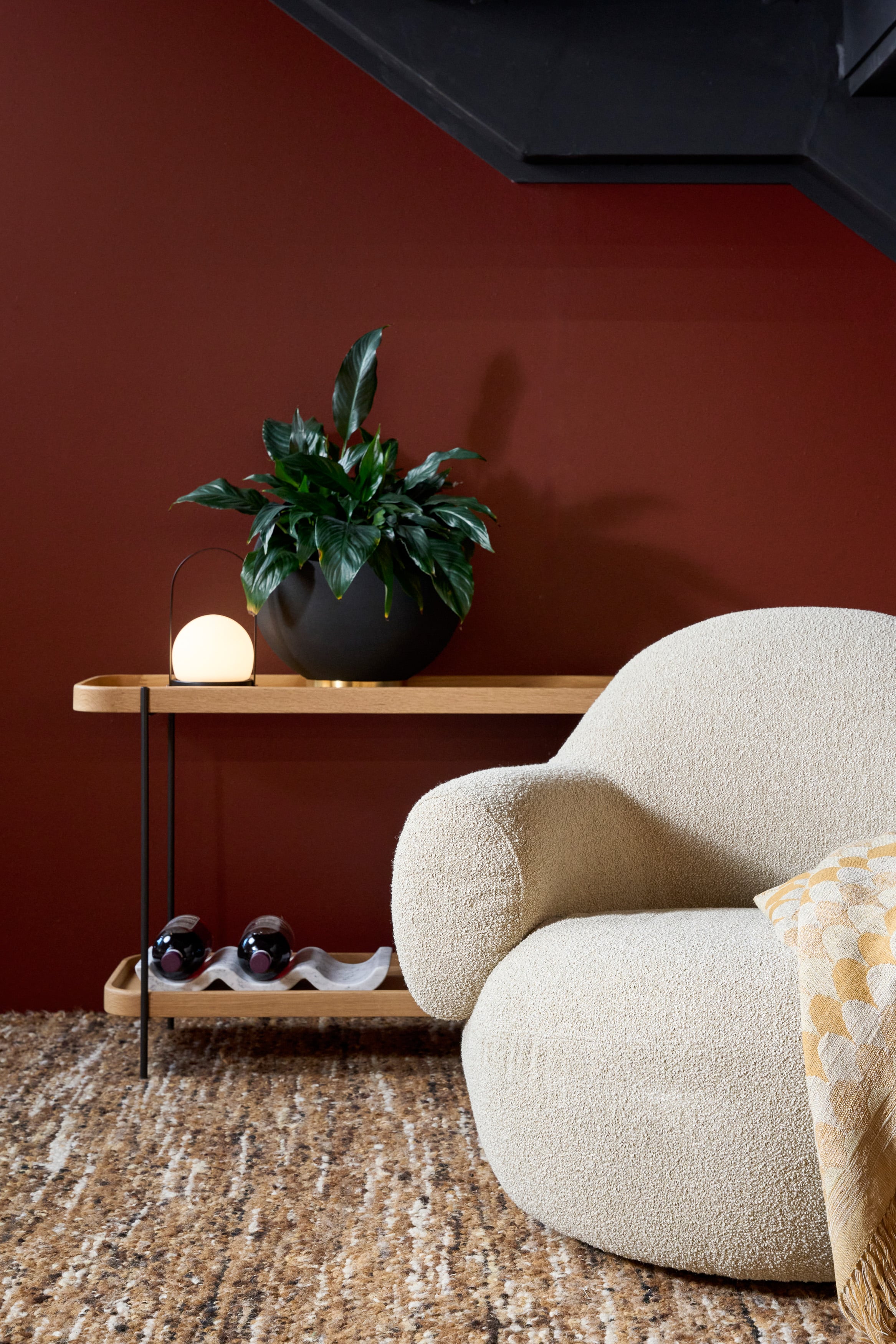 Toad Lounge Chair - Fawn-Fleece 0015 - Floor Stock