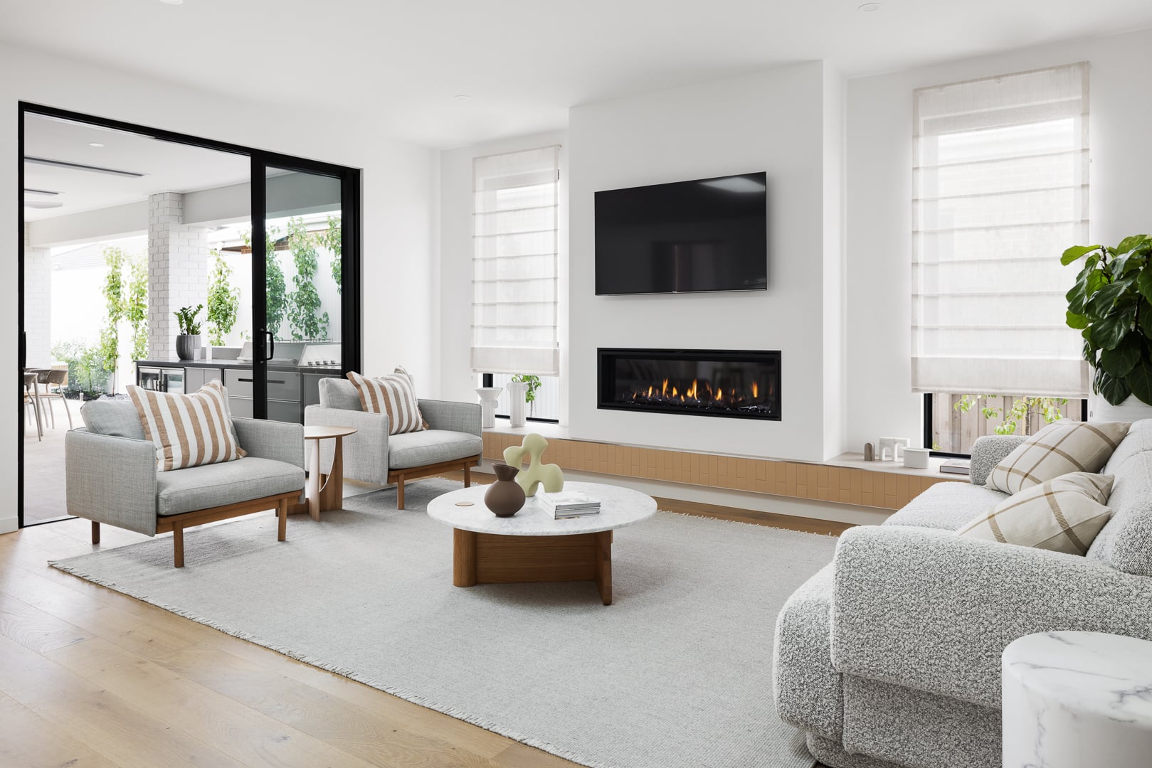 Pivot Round Marble Coffee Table - Light Oak - Bianco Carrara Marble - Floor Stock