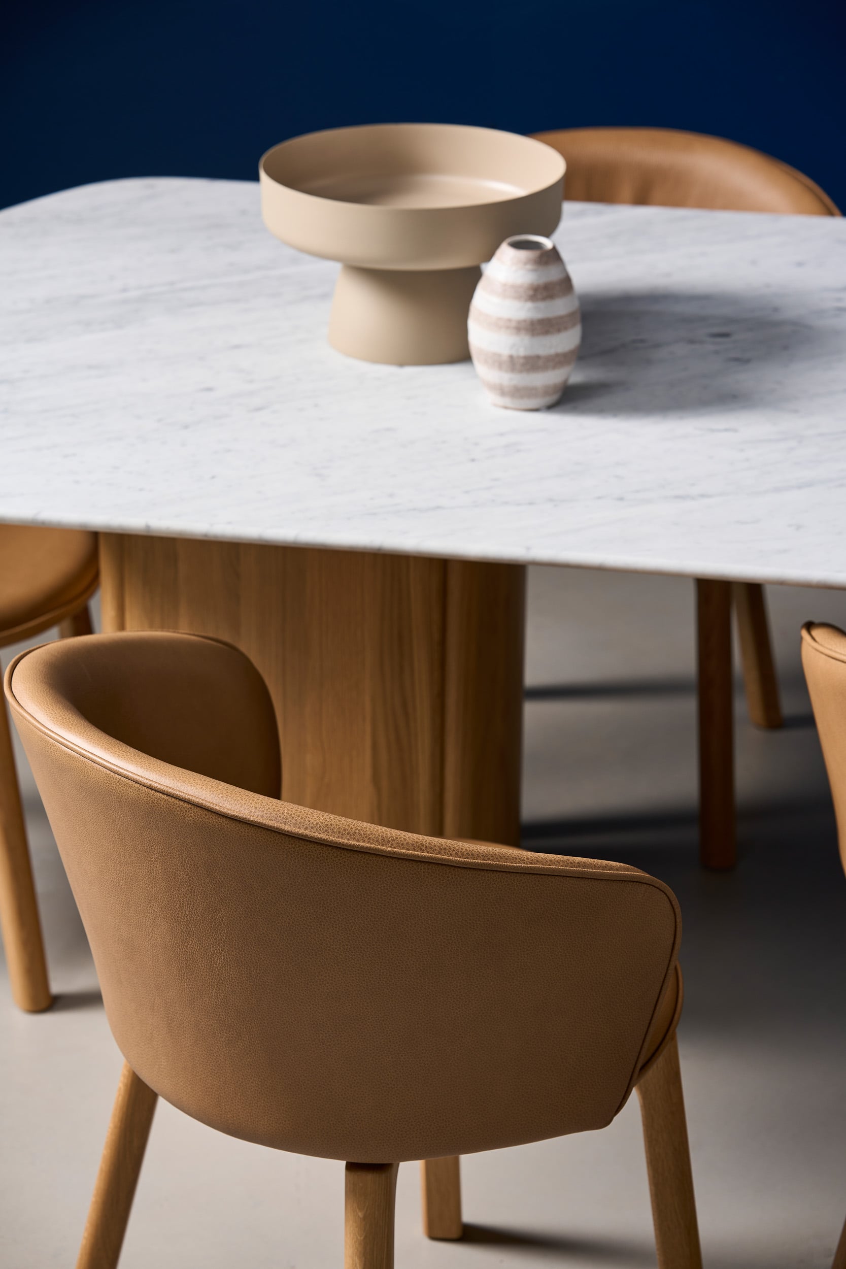 Glide Dining Chair - Light Oak - Pecan-Alabama 003 - Set of 6 - Floor Stock