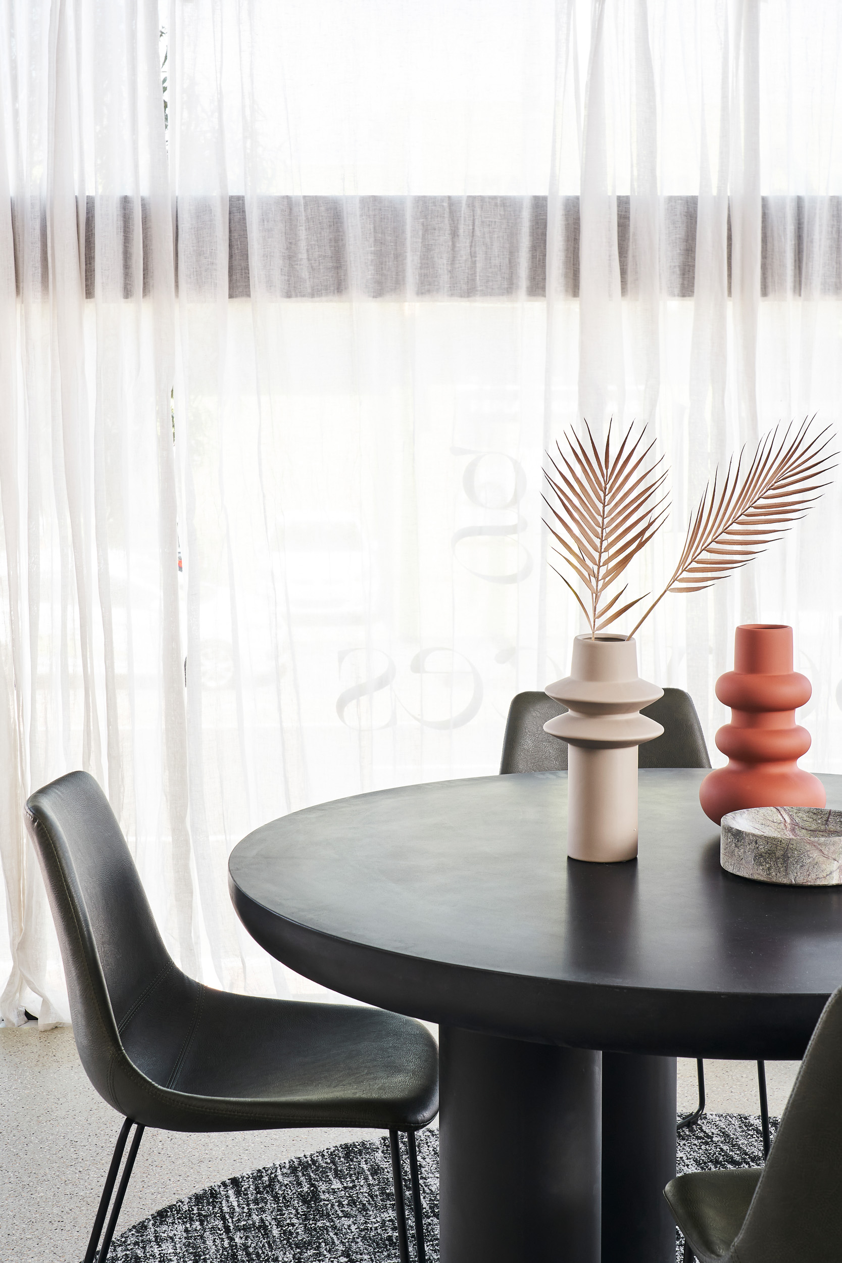 Dakota Rug - 250 x 350cm / Phantom - Floor Stock