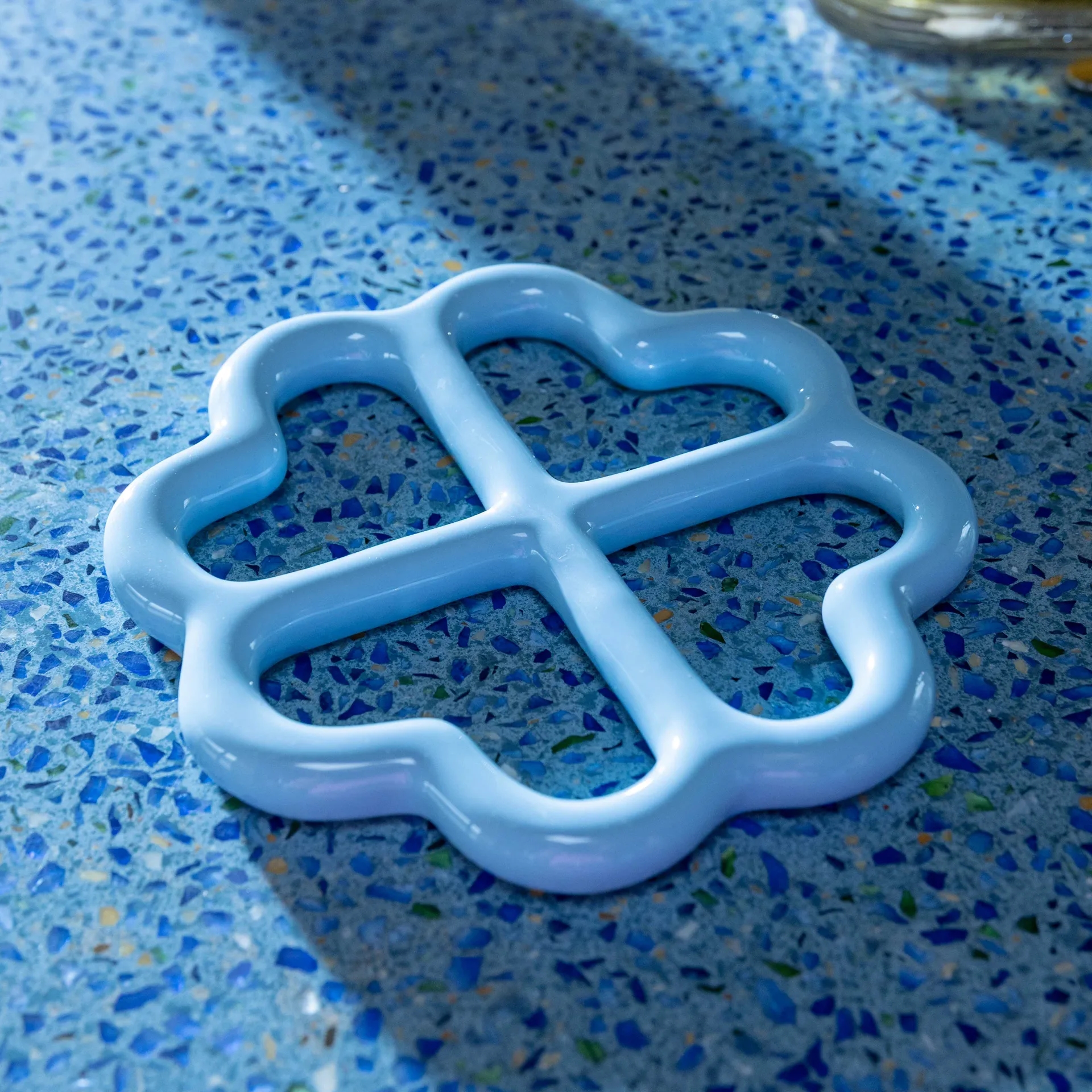 Clover Trivet