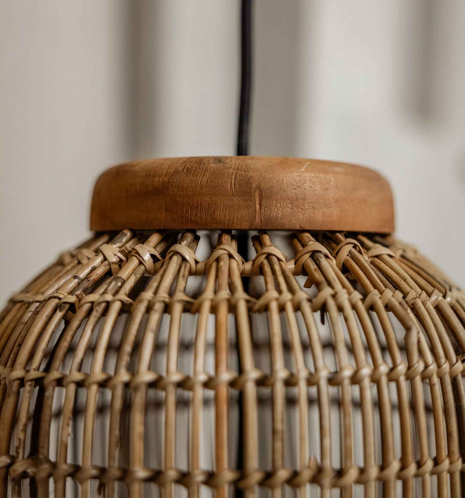 dBodhi Aura Slimm Hanging Lamp