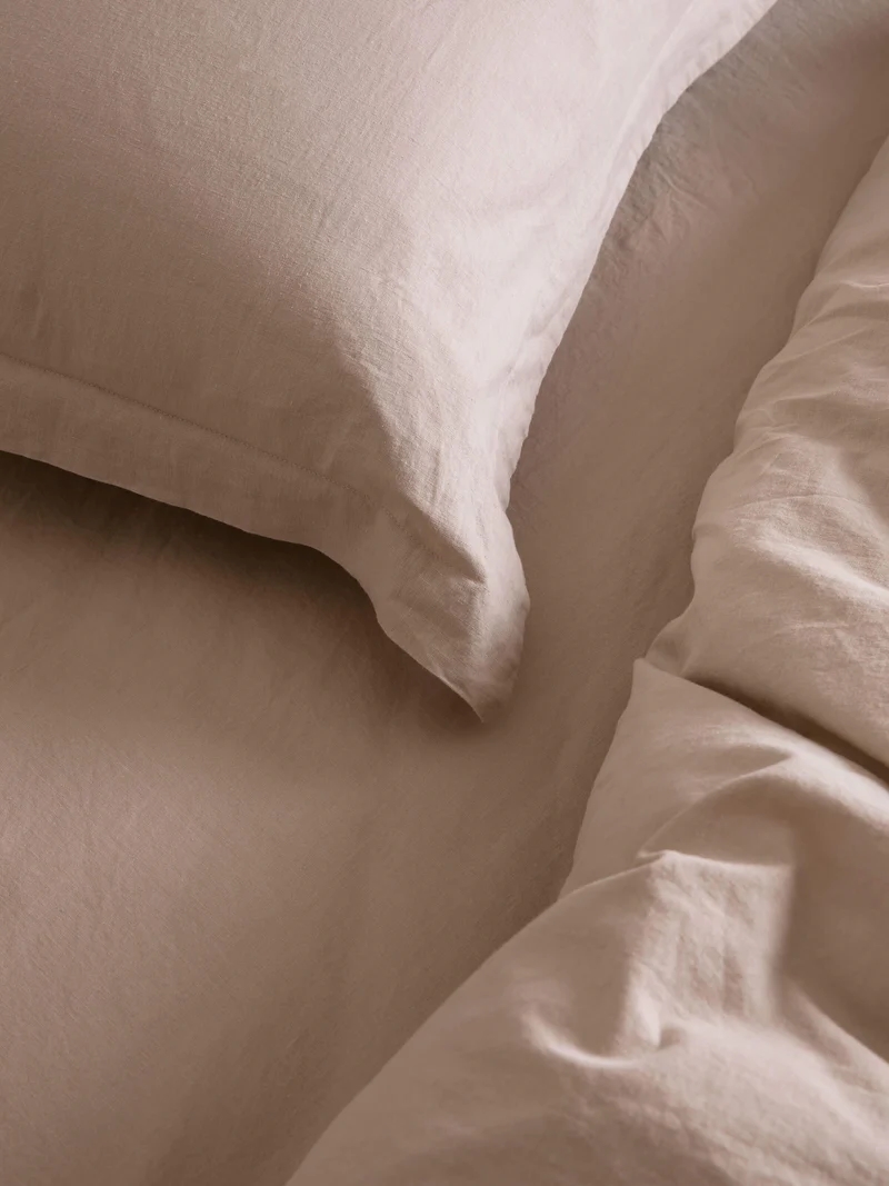Avenue Linen / Cotton Pillowcases