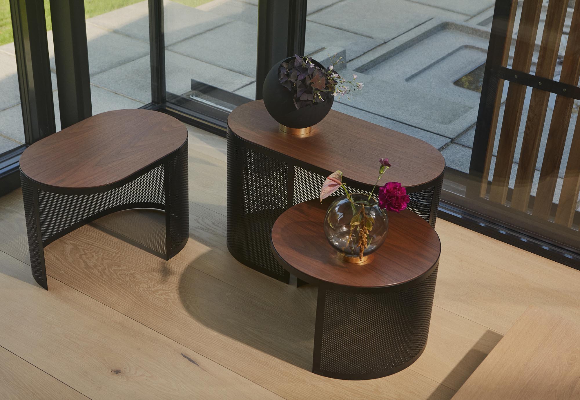 Pausillus Side Table - Medium - Black Marble - Floor Stock