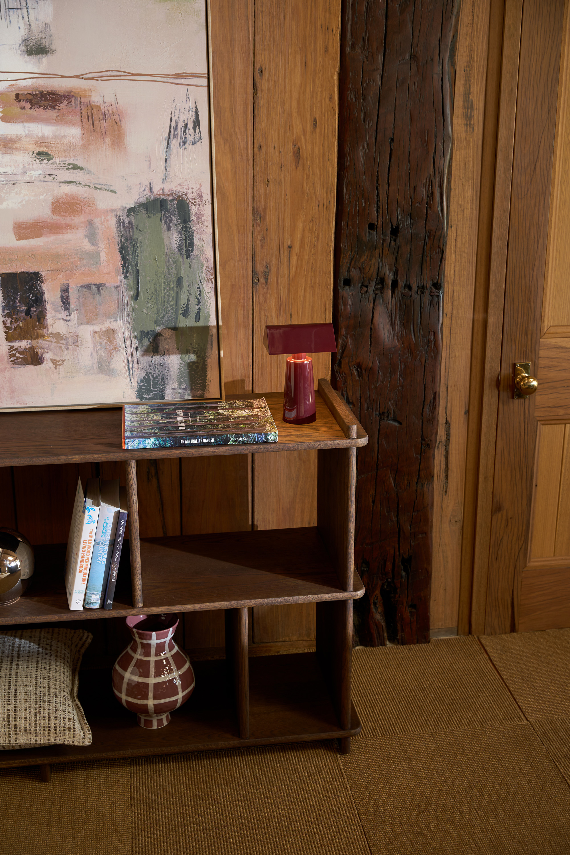 Echo Wide Shelf